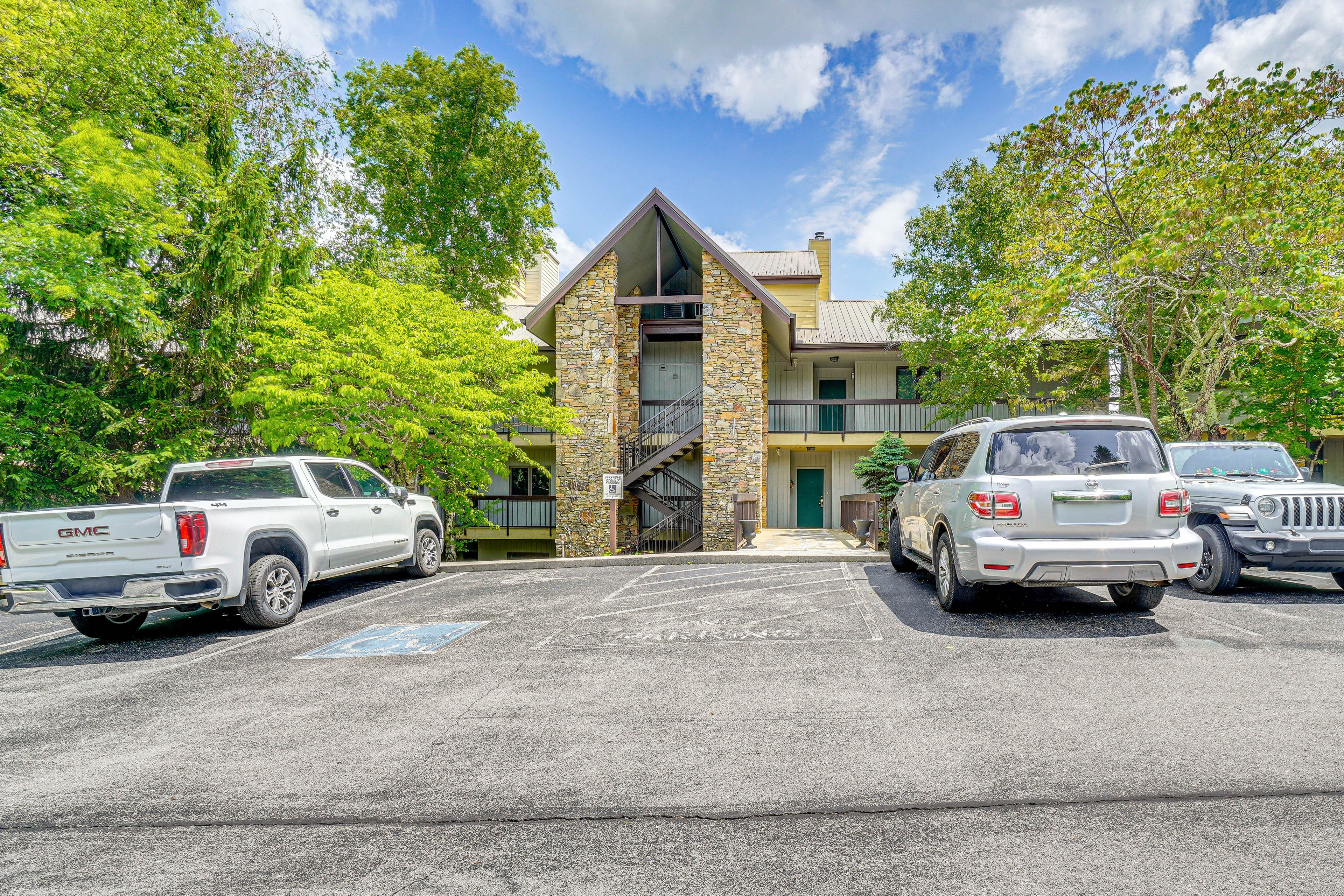 Parking | Community Lot (3 Vehicles) | Addt’l Parking Available