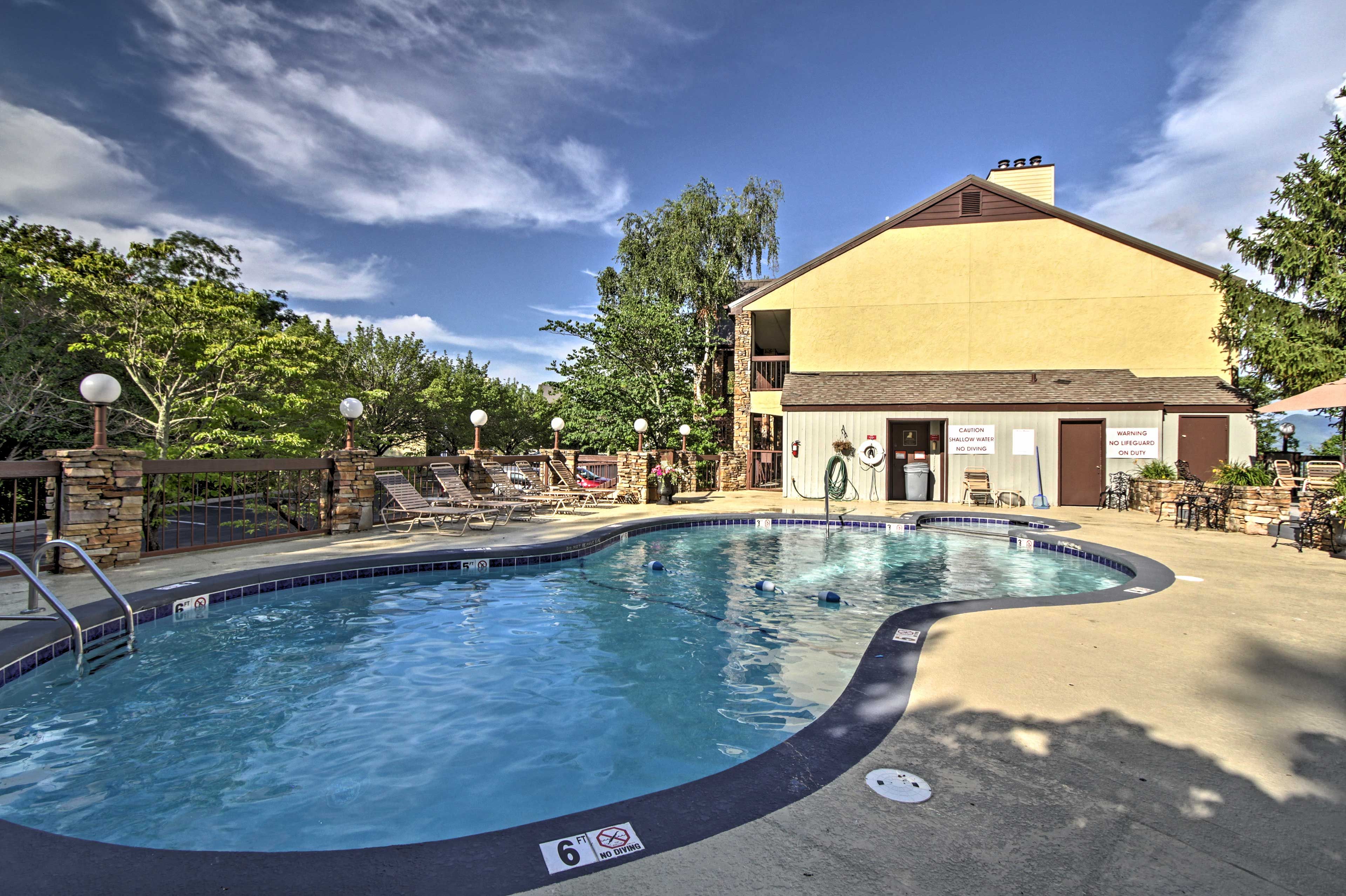 Windswept Condominiums Amenities | Outdoor Pool