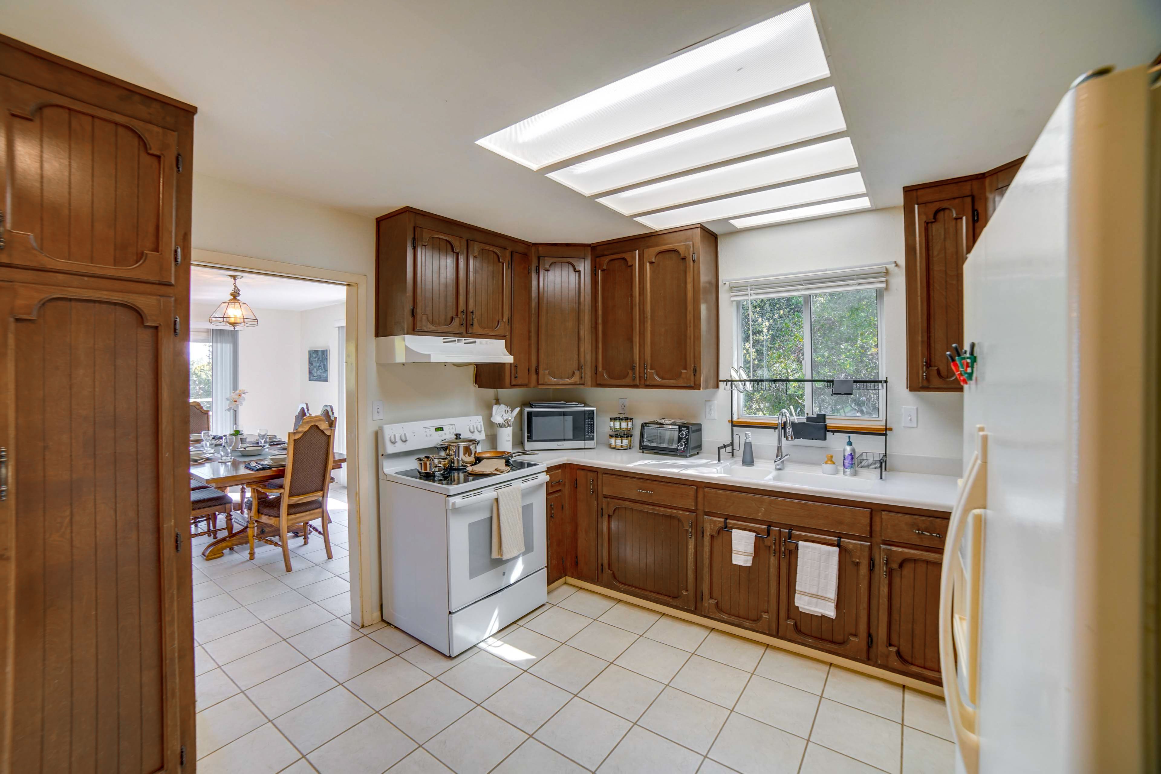Kitchen | Cooking Basics | Coffee Maker | 2nd Floor