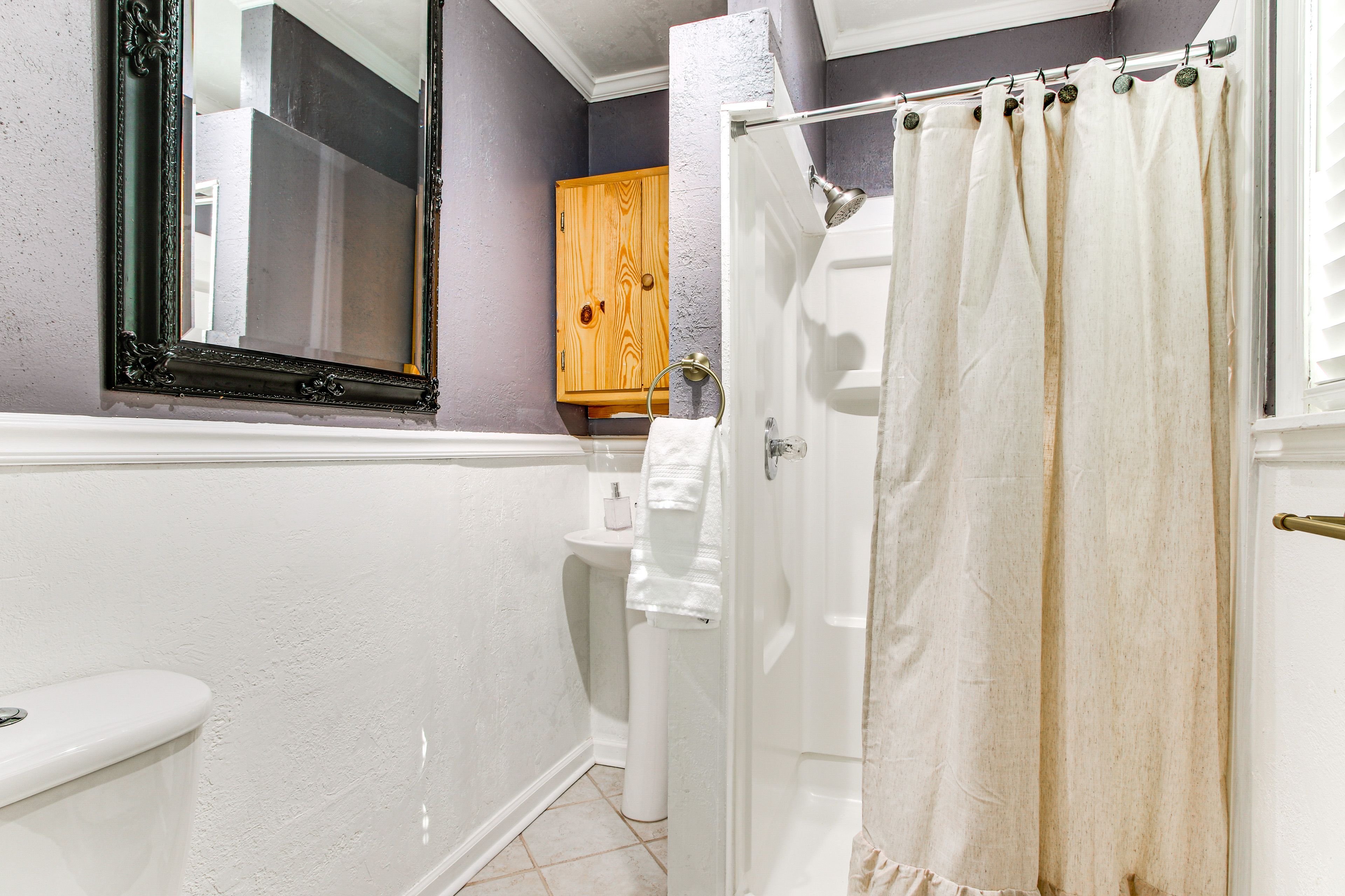 Bathroom | Towels Provided