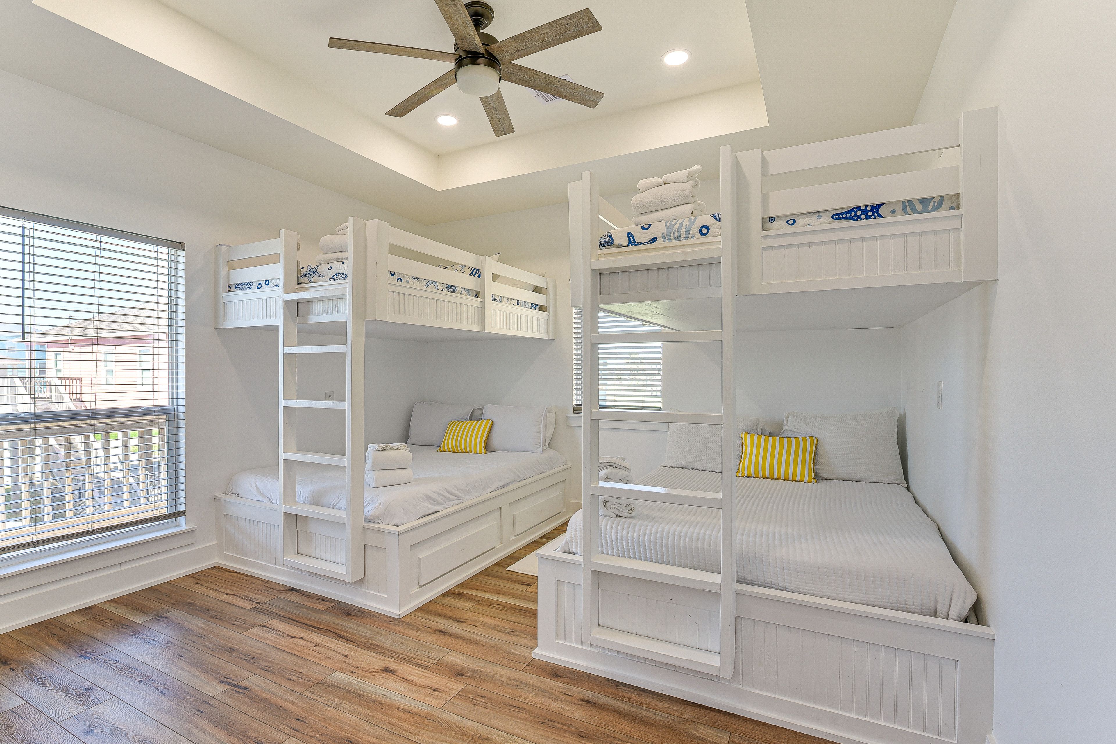 Bedroom 3 | 2 Full/Queen Bunk Beds