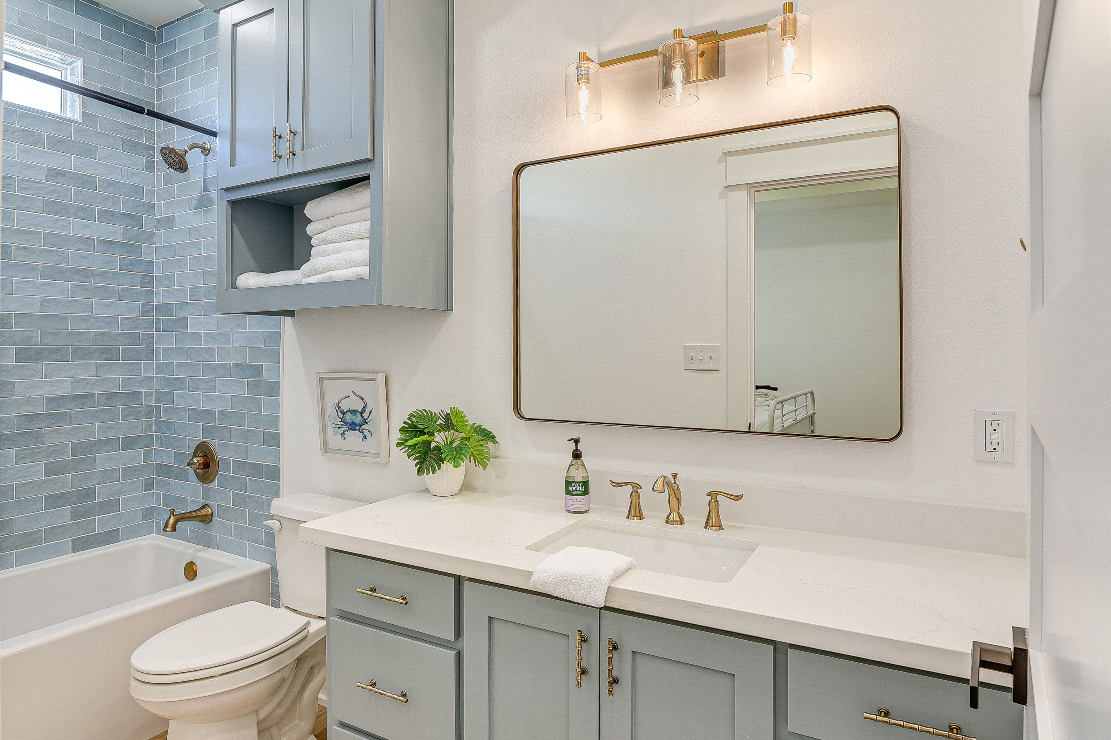 En-Suite Bathroom