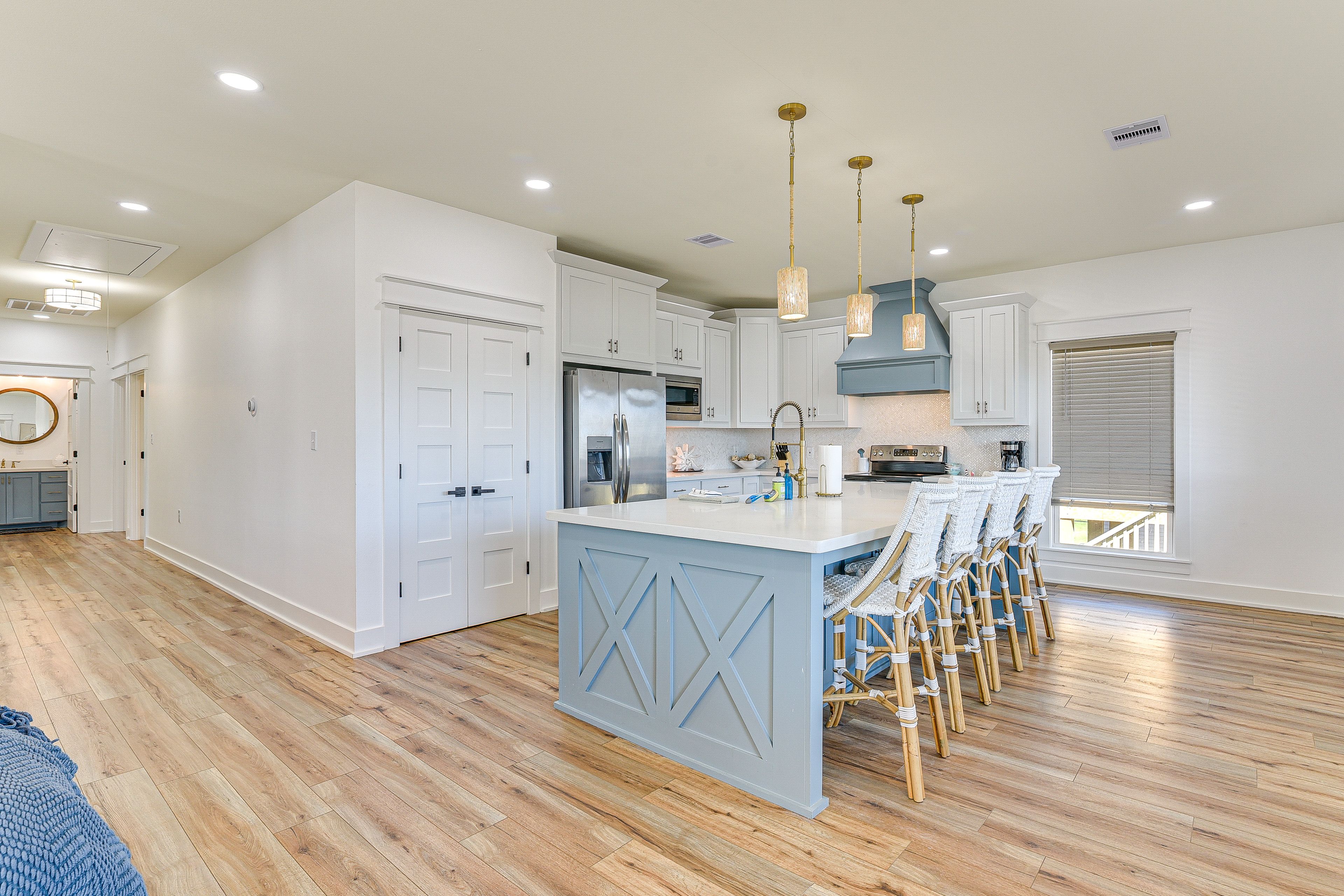 Kitchen | Washer & Dryer | Detergent | Trash Bags & Paper Towels