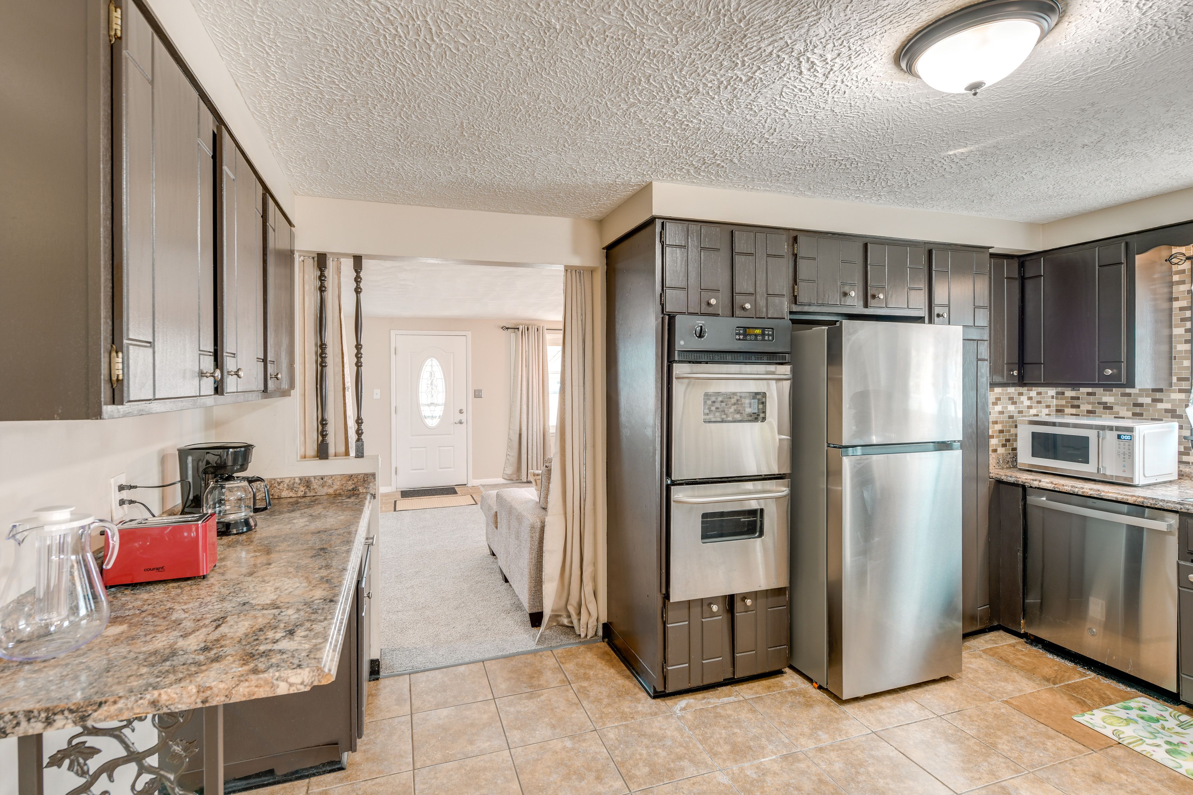 Kitchen | 1st Floor | Cooking Basics | Stove | Rice Cooker