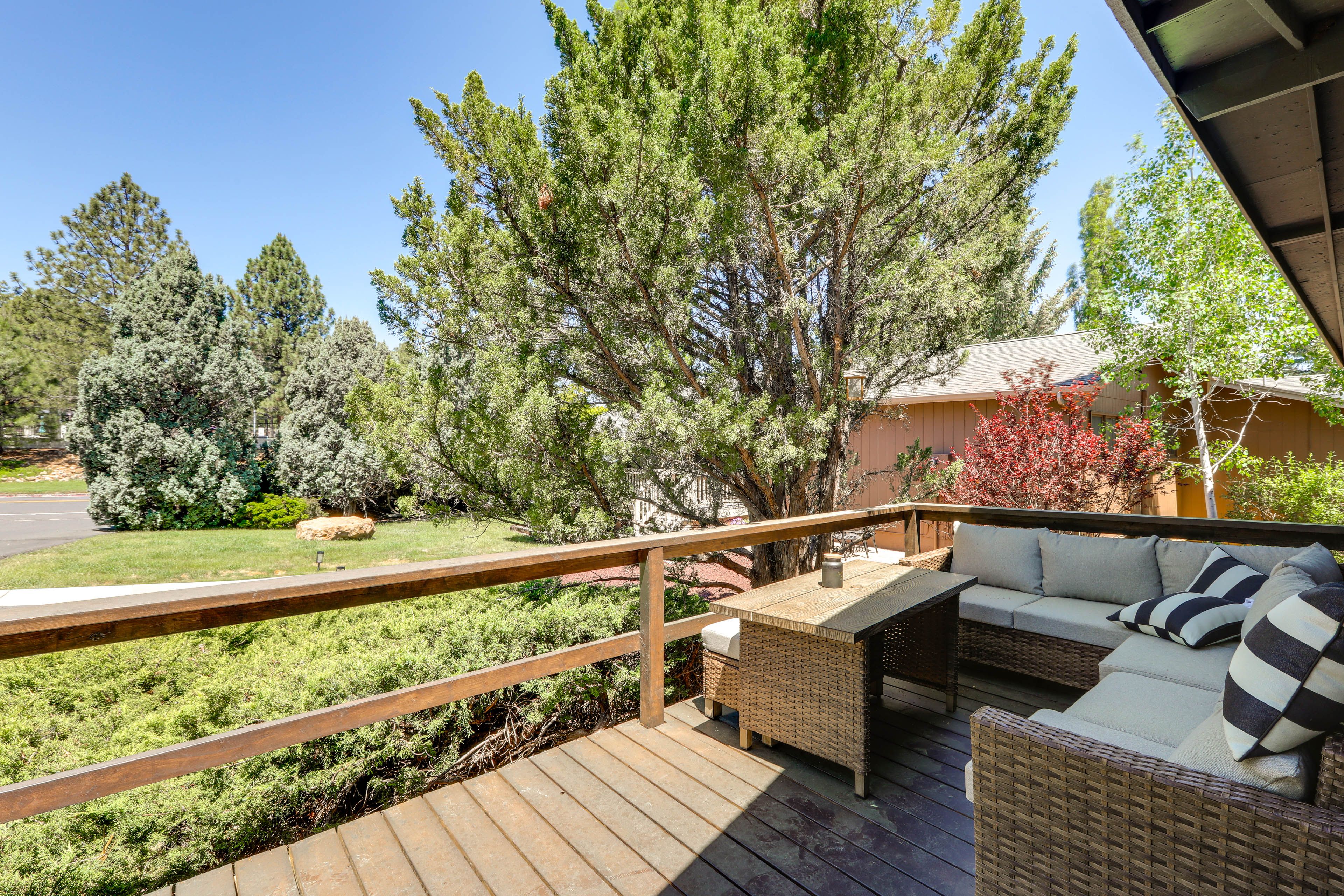 Deck | Gas Grill