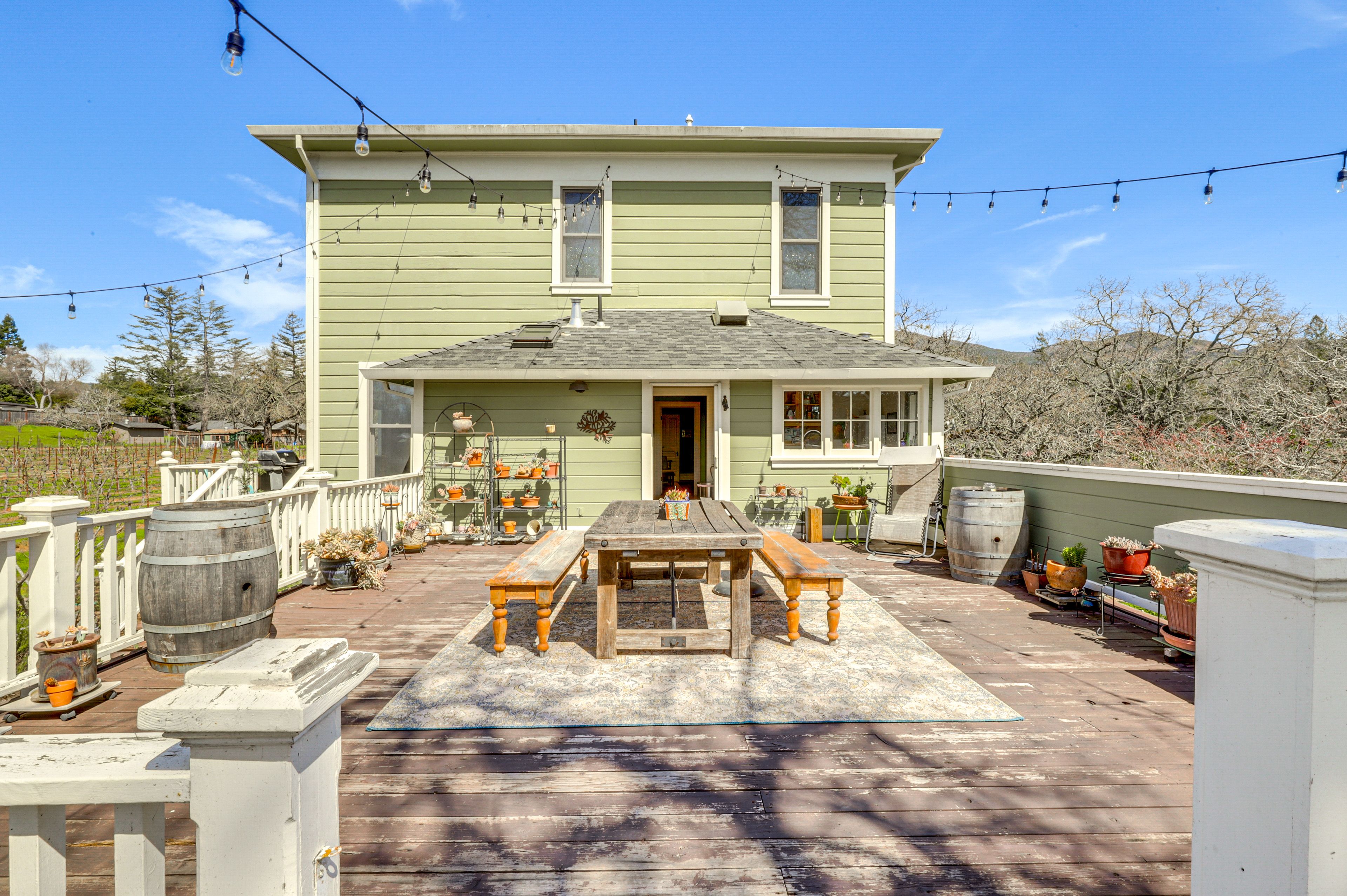 Property Exterior | Furnished Deck