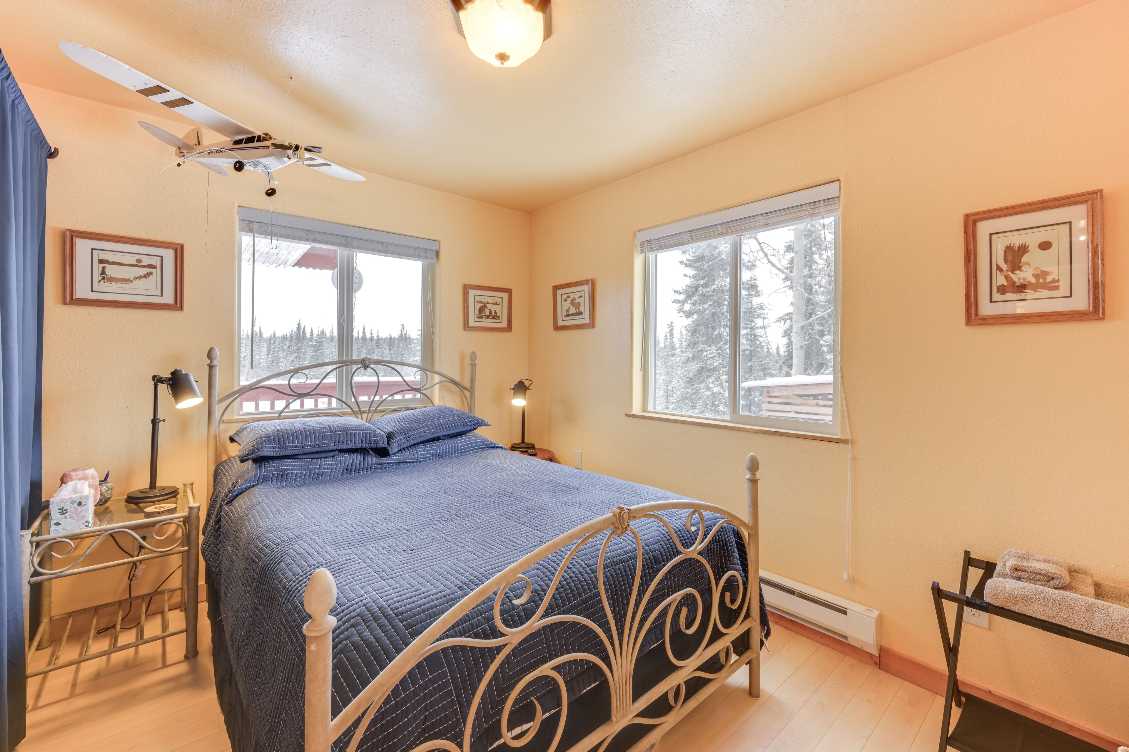 Bedroom 2 | Queen Bed | 1st Floor | Linens Provided