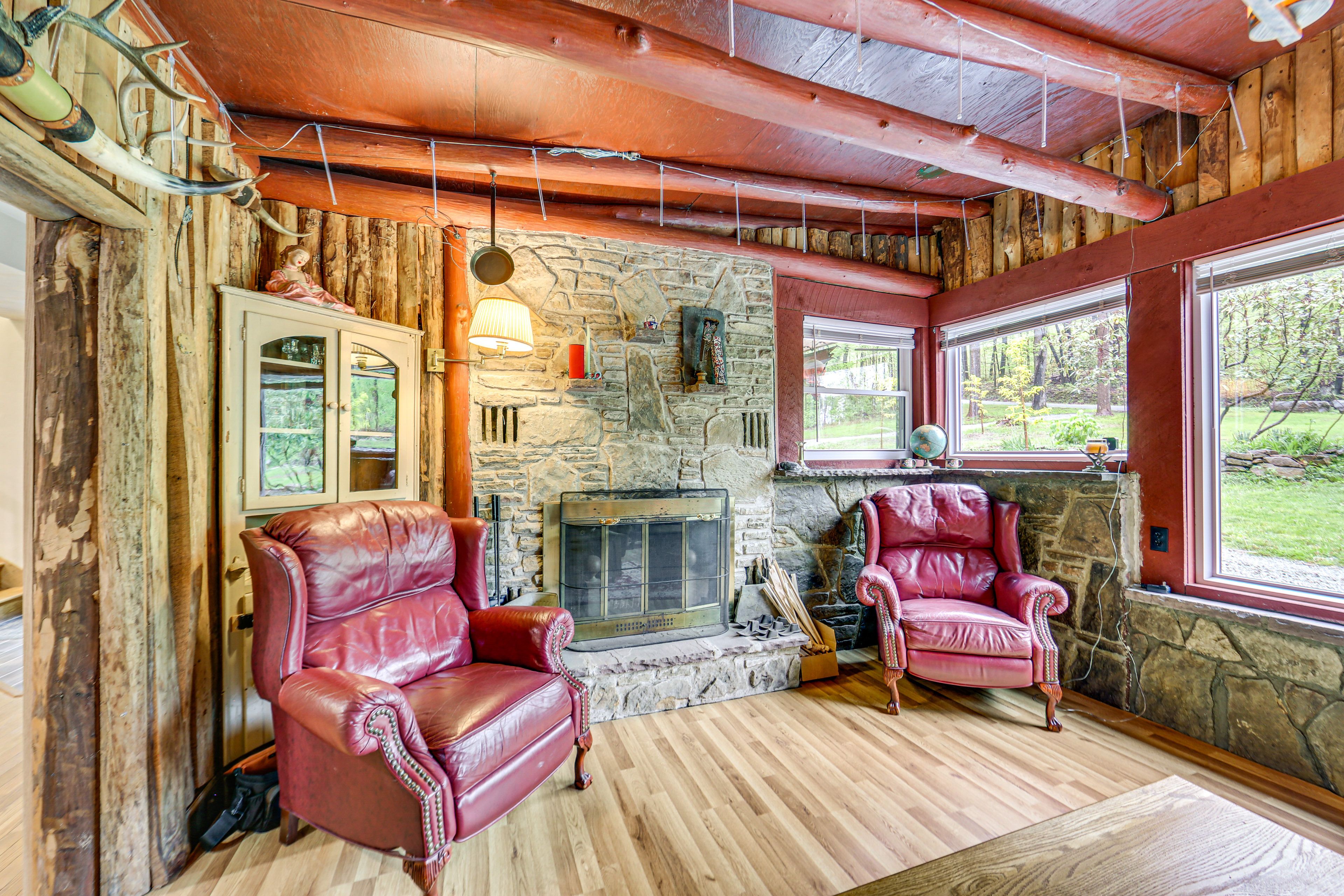Sitting Room | Main Level