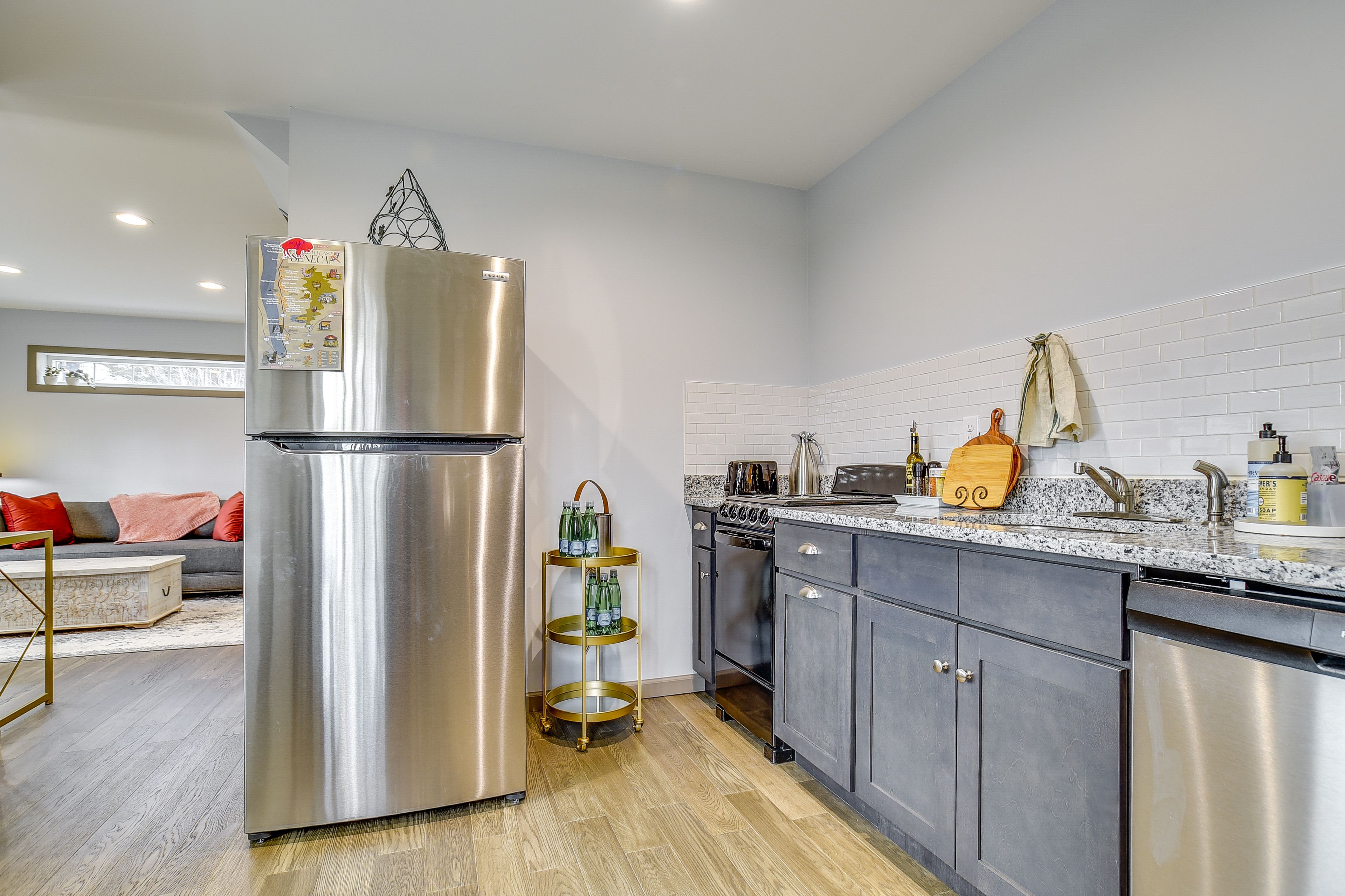 Kitchen | Microwave | Electric Kettle | 1st Floor
