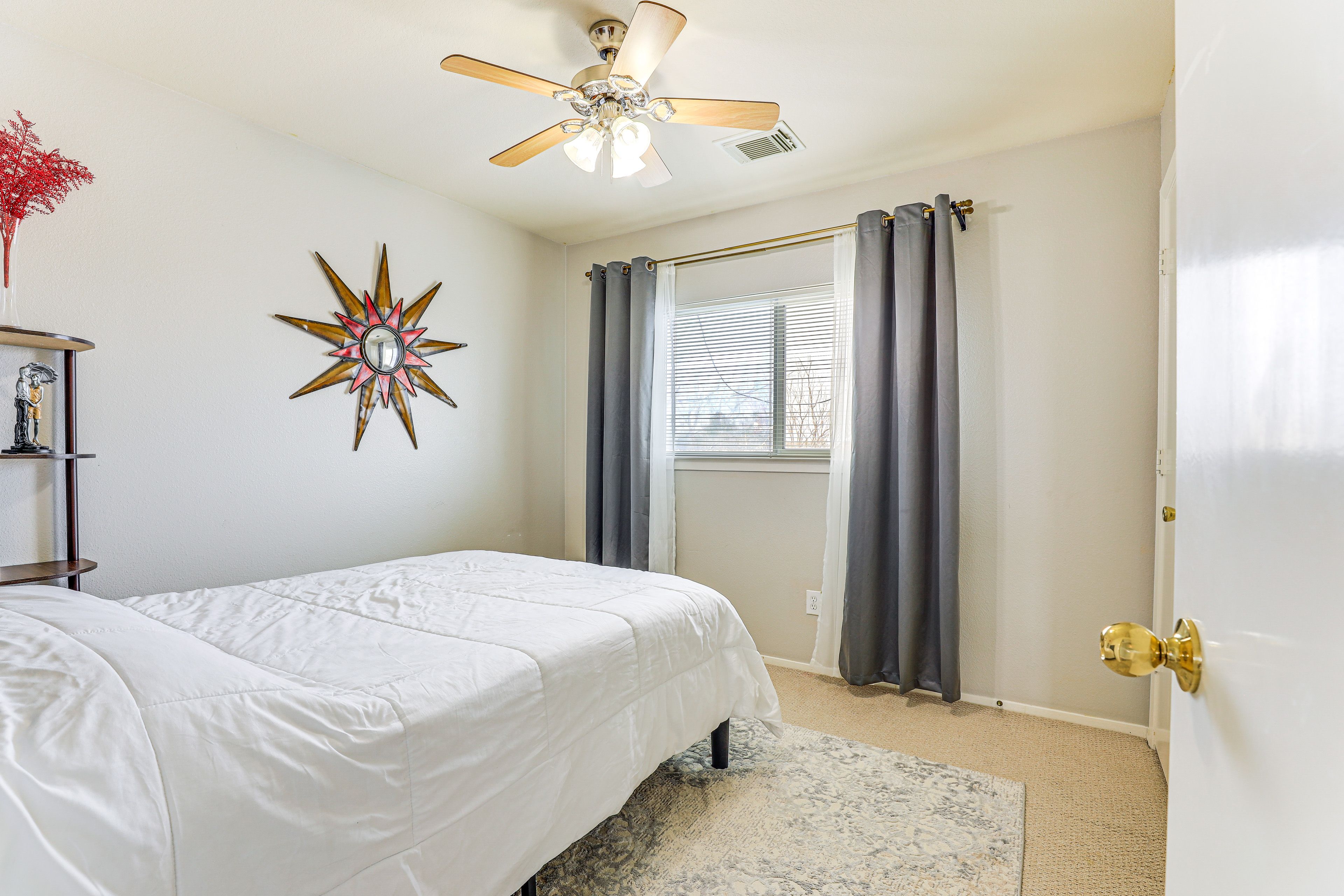 Bedroom 2 | Full Bed | 2nd Floor