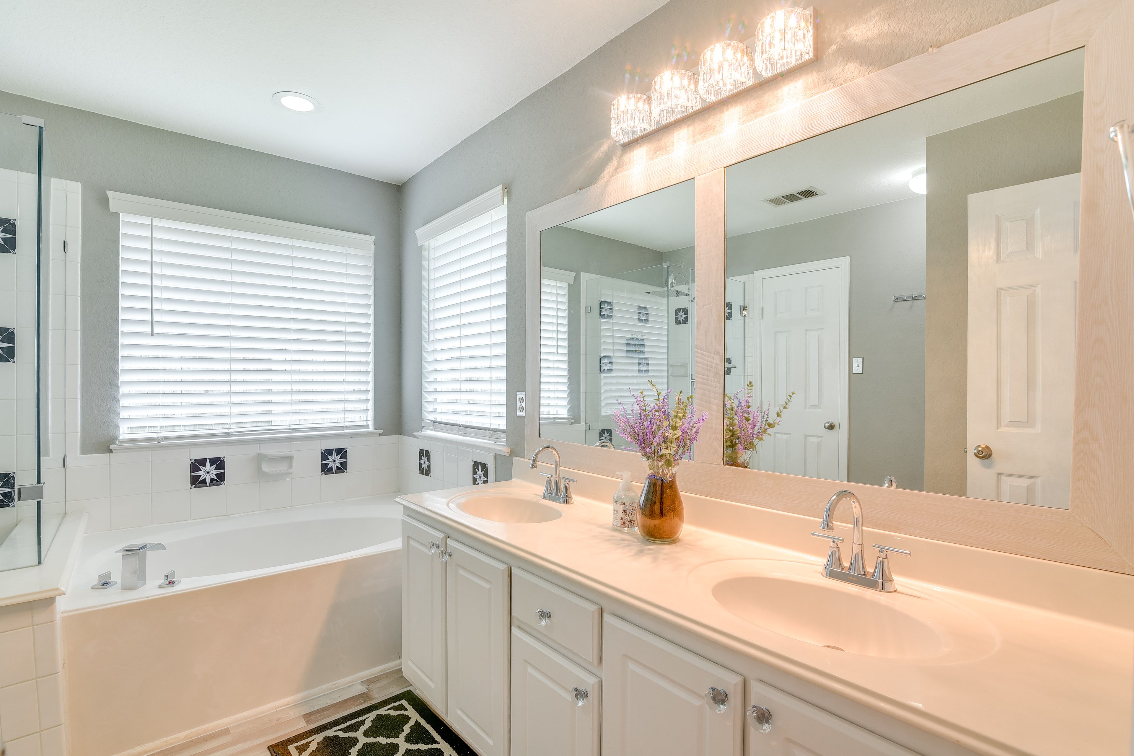 Bathroom | Towels Provided
