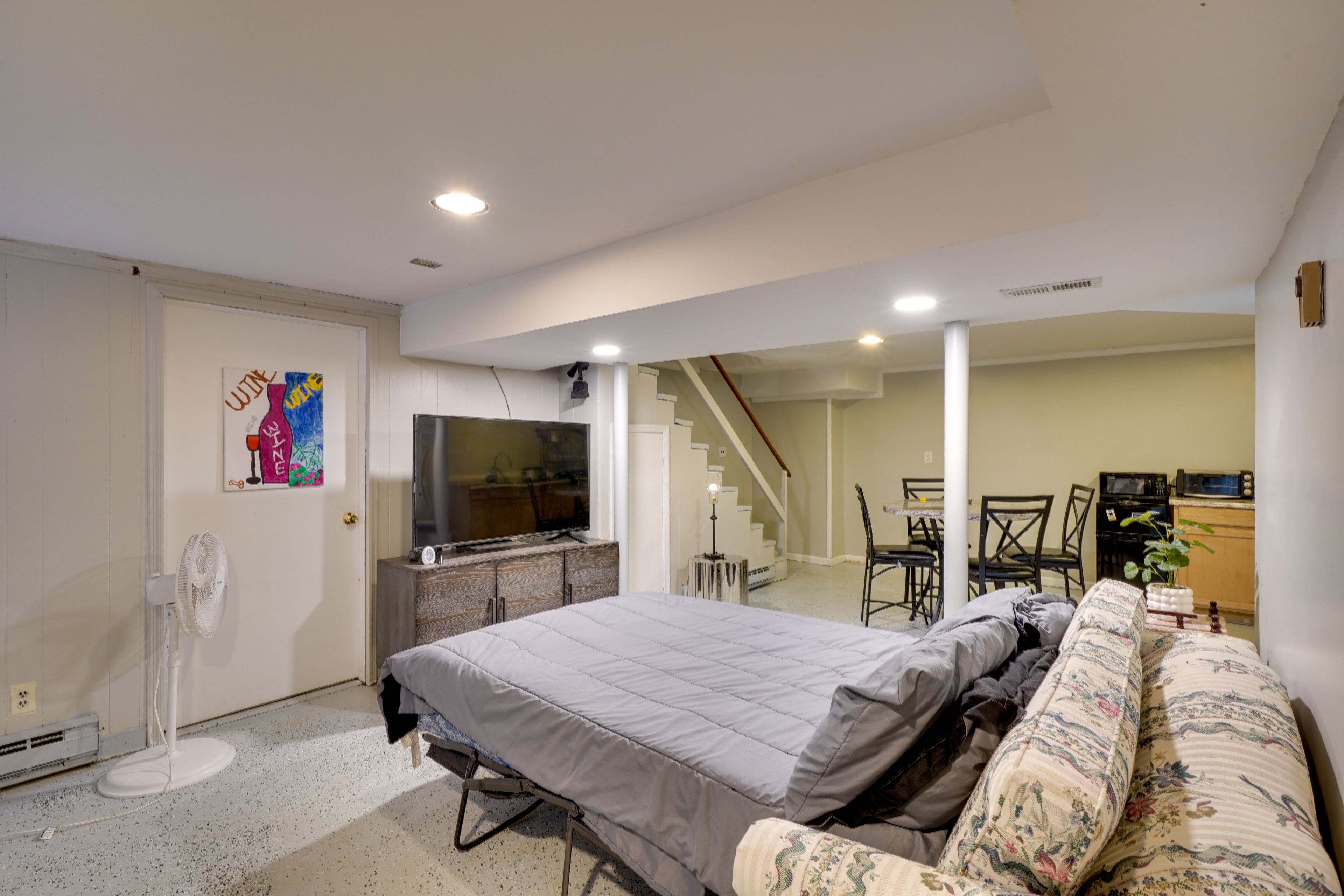 South Boston Vacation Rental | Studio | 1BA | Steps Required | 600 Sq Ft