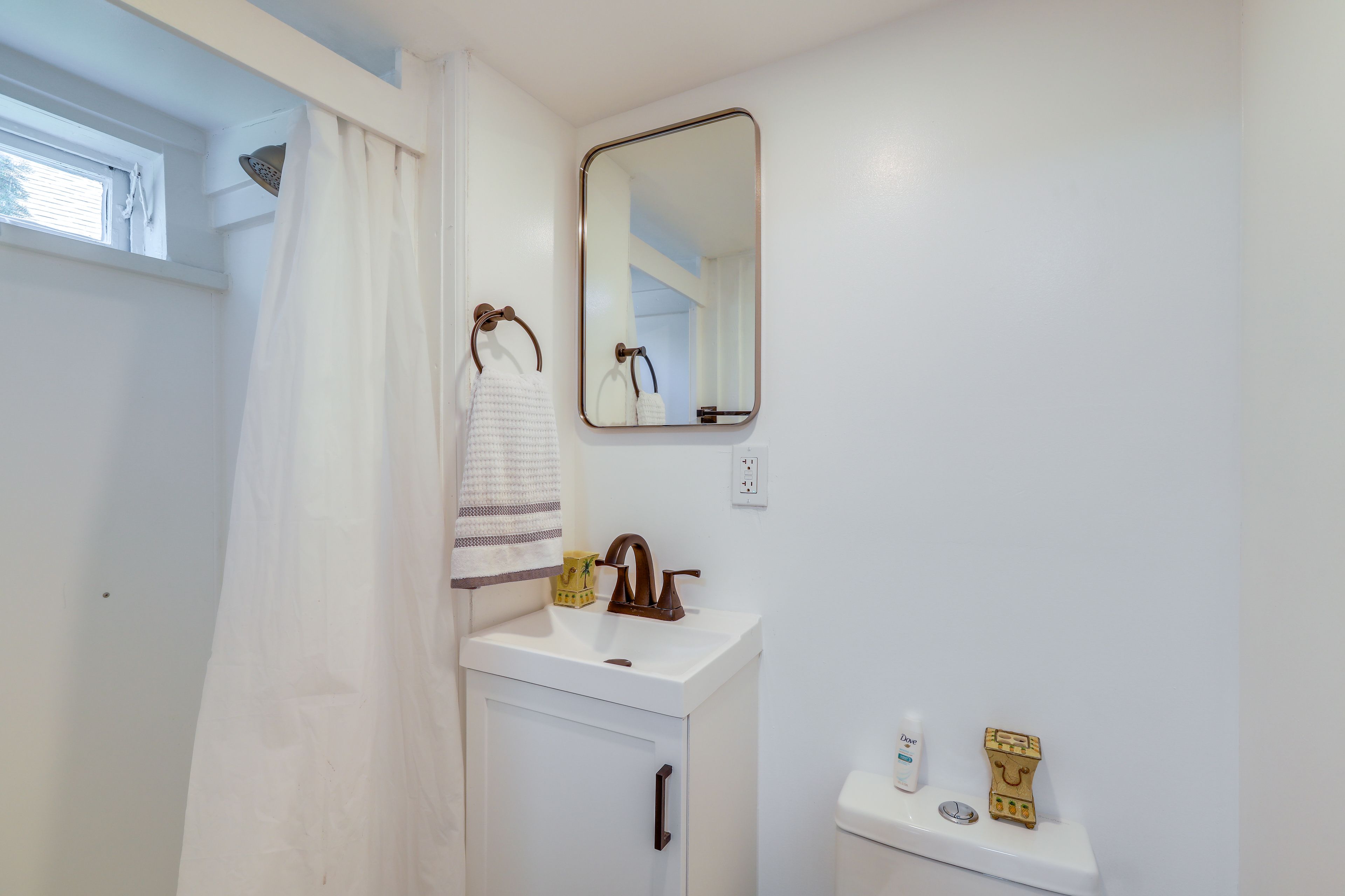 Full Bath | Towels