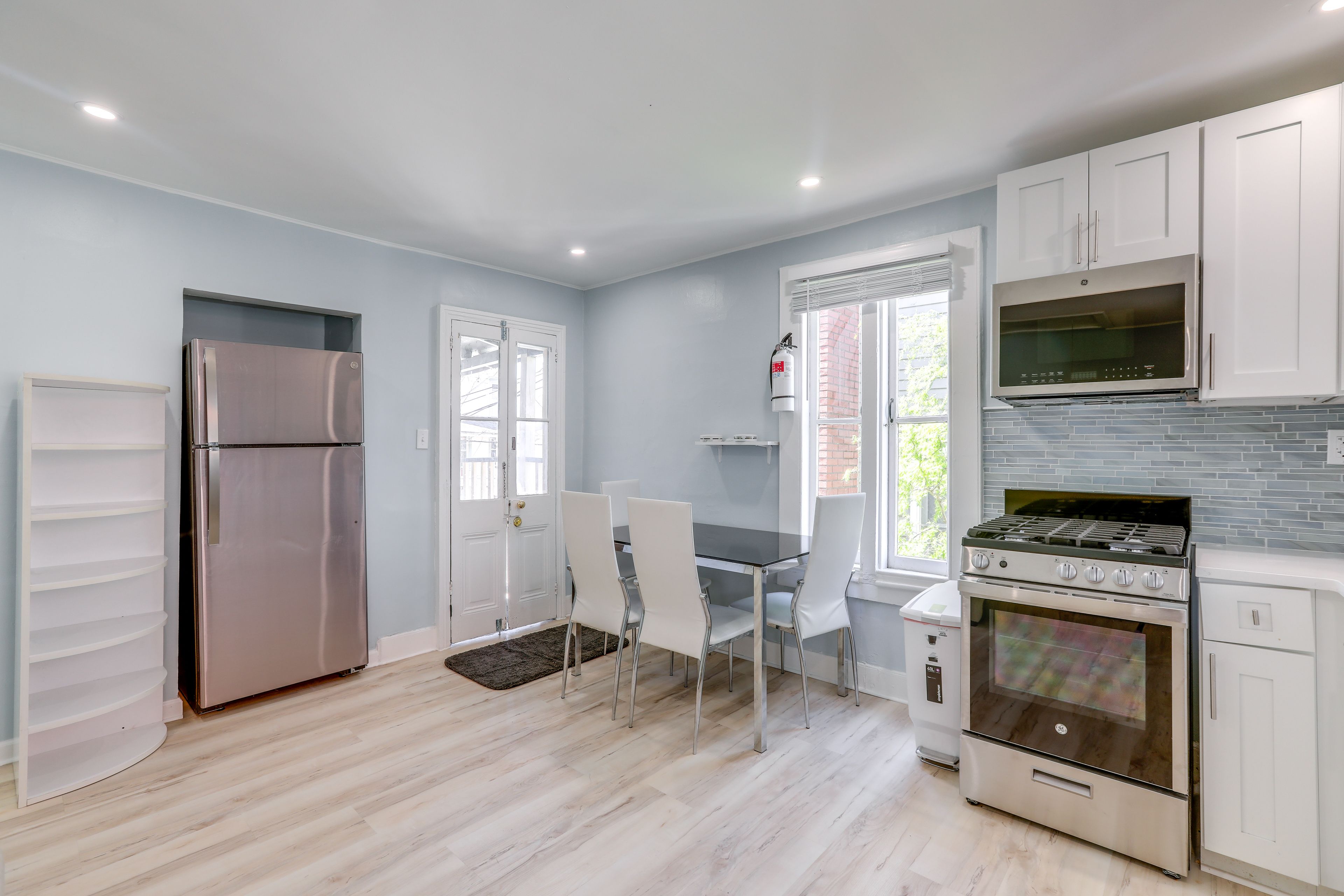 Kitchen | Dining Area | Cooking Basics | Dishwasher