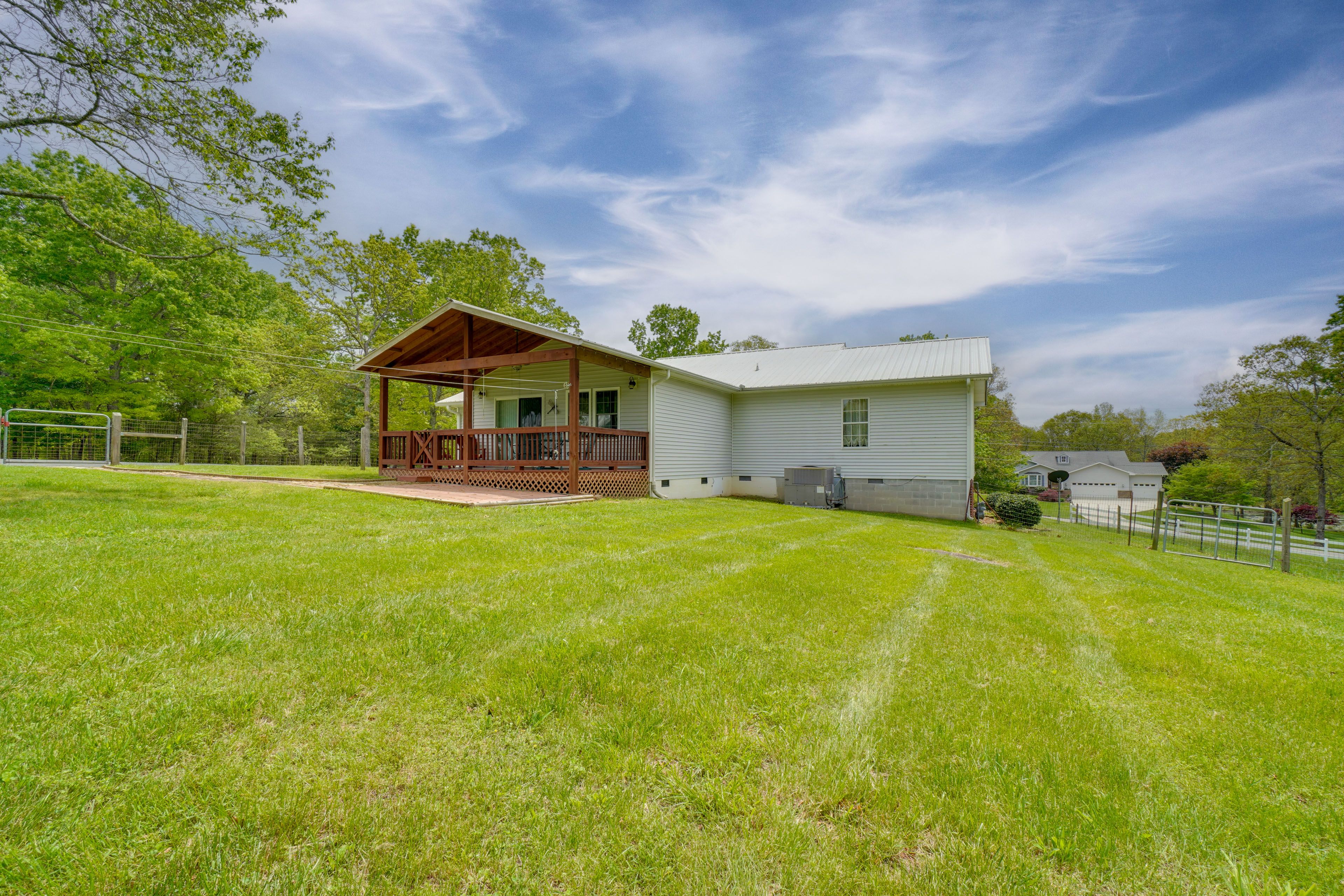 House Exterior | Spacious Yard | Fire Pit