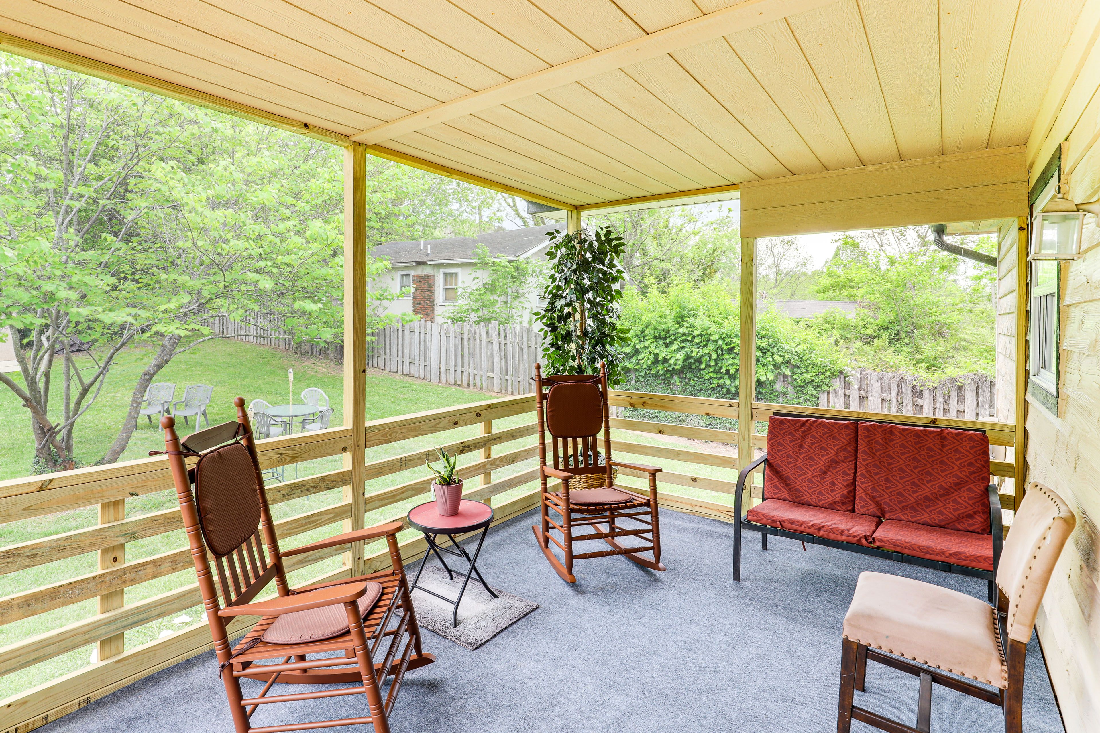 Asheville Vacation Rental | 2BR | 1.5BA | 1,300 Sq Ft | 7 Steps to Enter