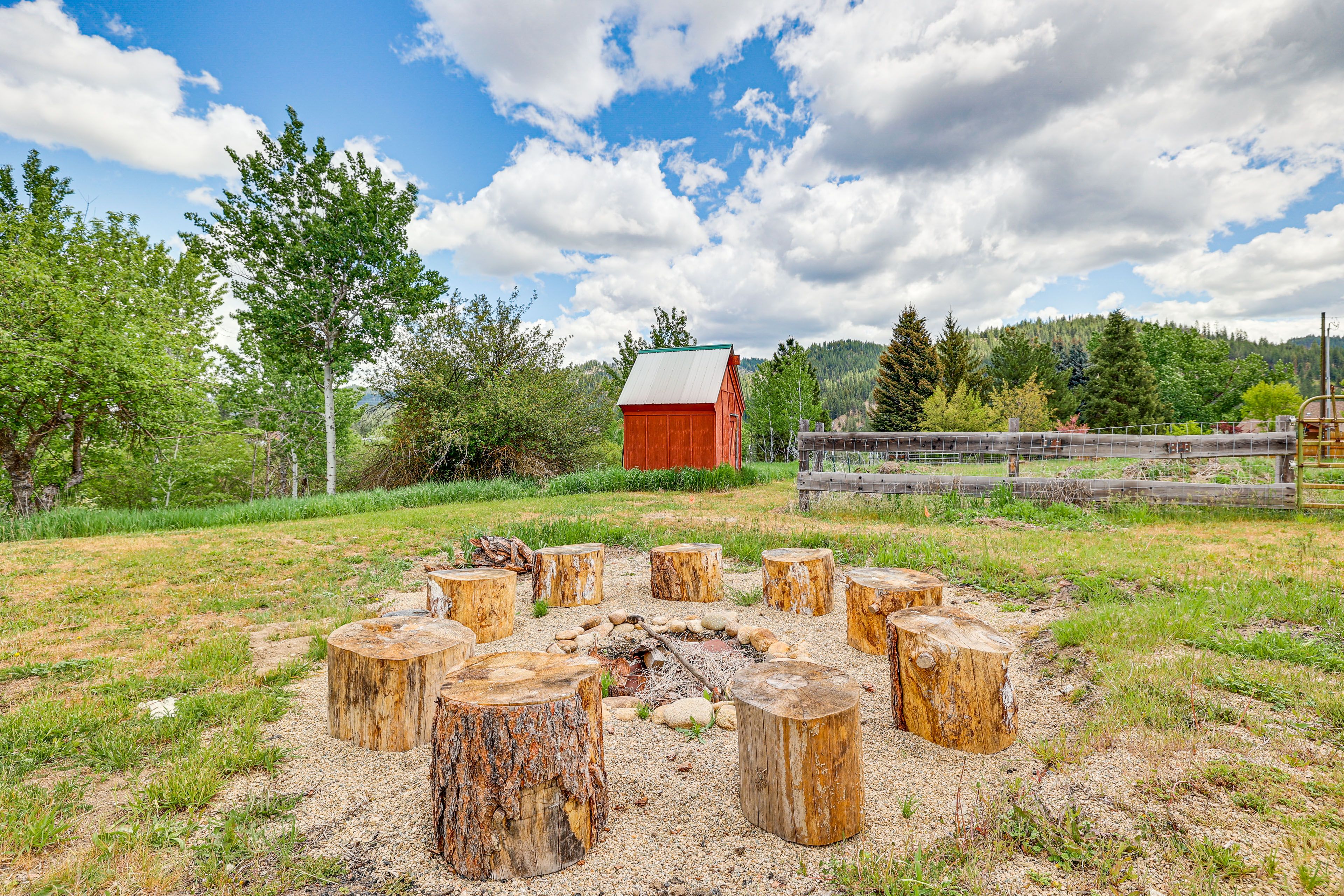 Exterior | Spacious Yard | Fire Pit | Mountain Views