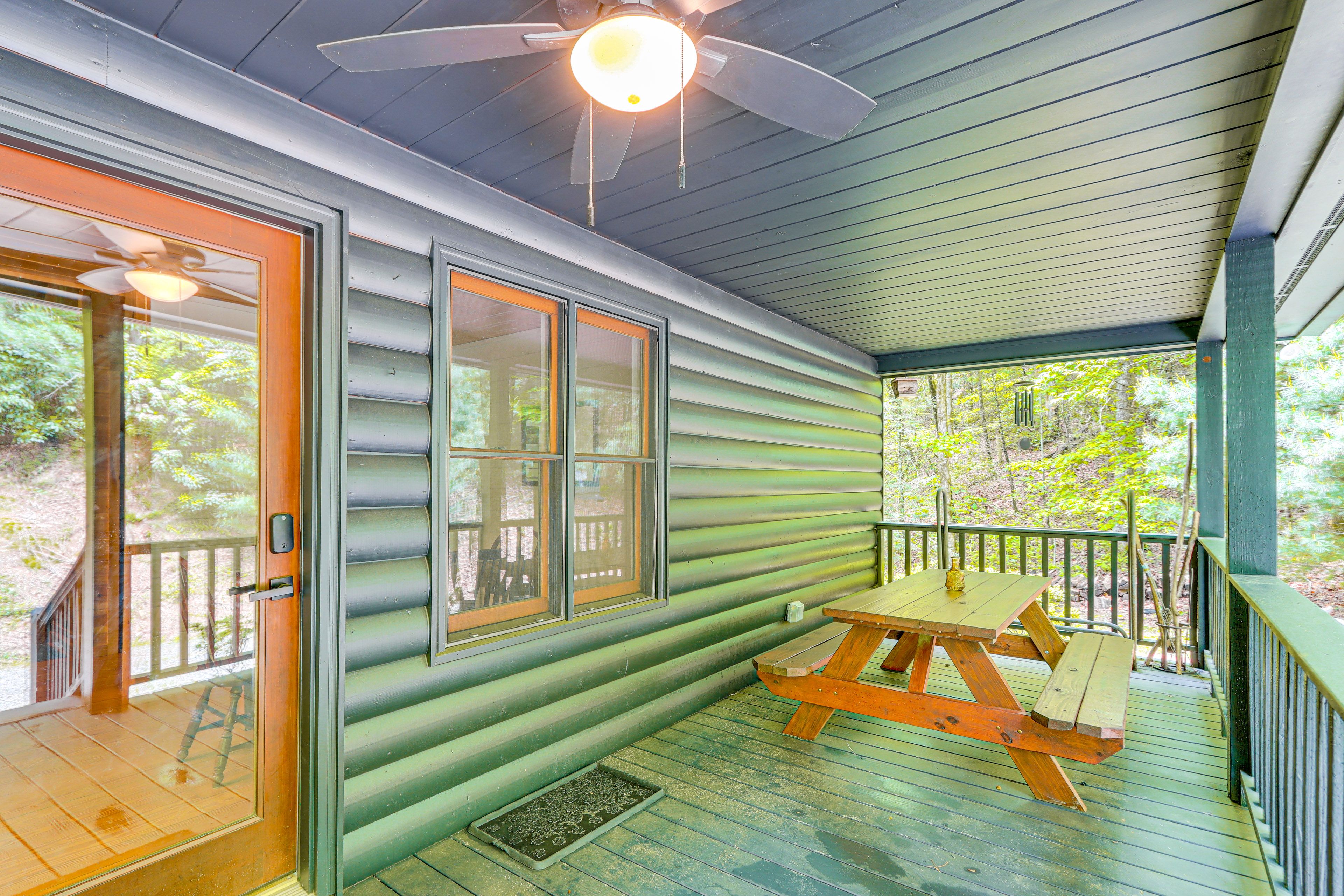 Front Porch | Picnic Table | Seating