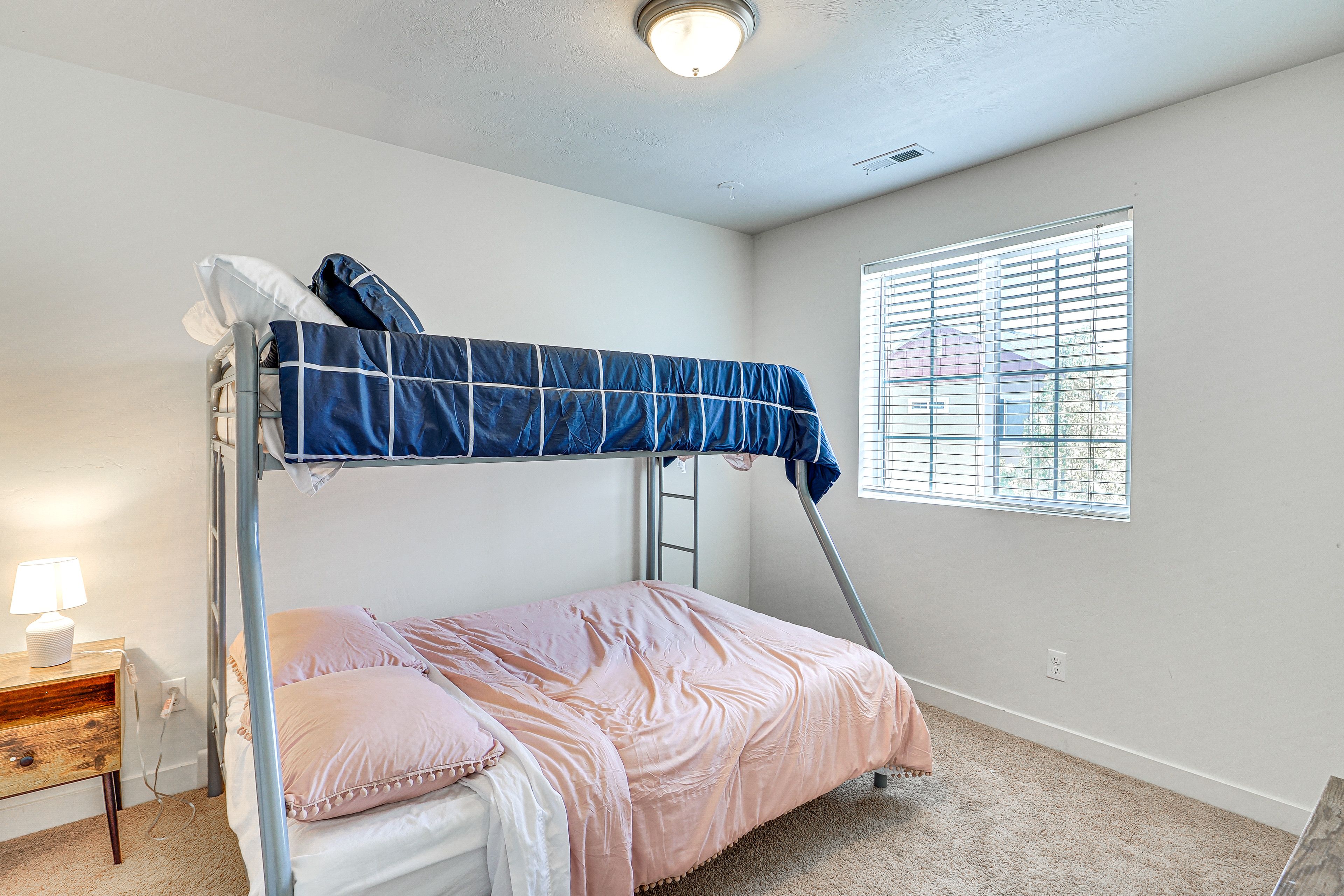 Bedroom 2 | 2nd Floor | Bunk Bed (Twin/Full)
