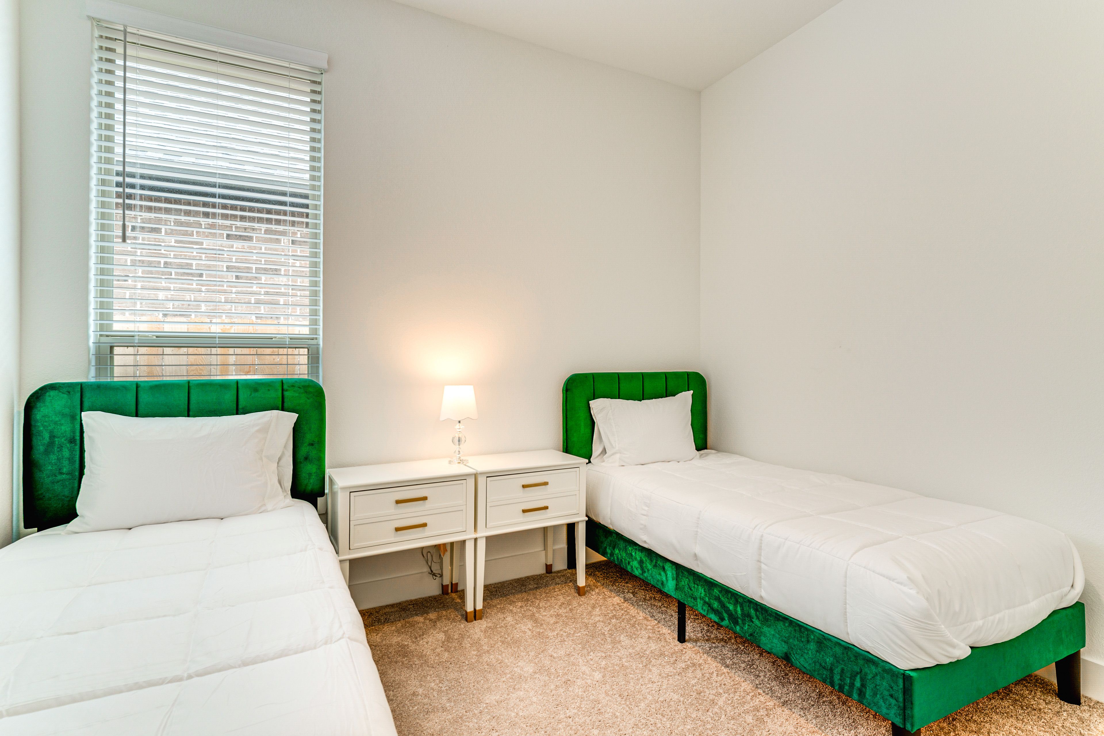 Bedroom 4 | 2 Twin Beds