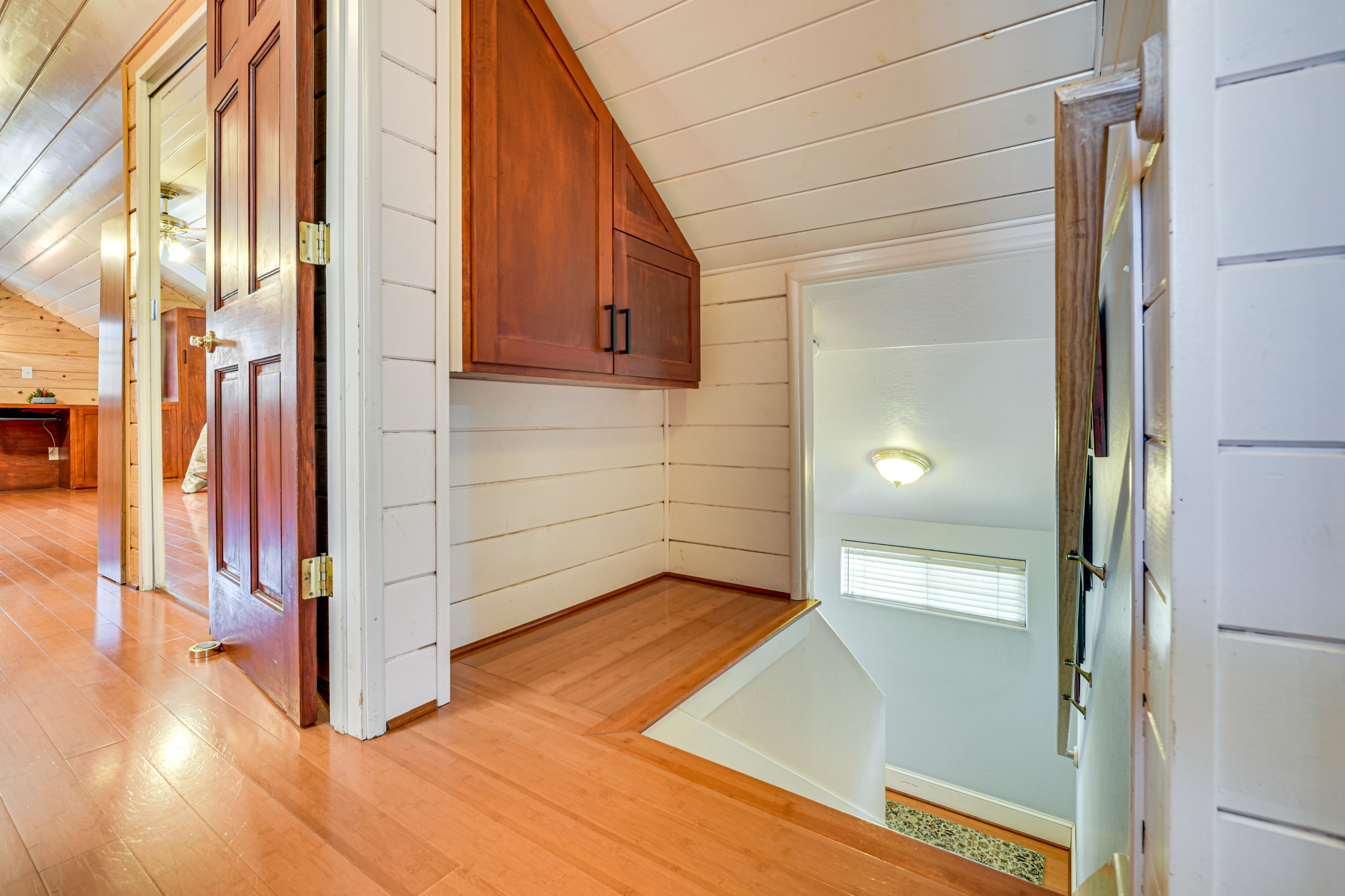 2nd-Floor Access
