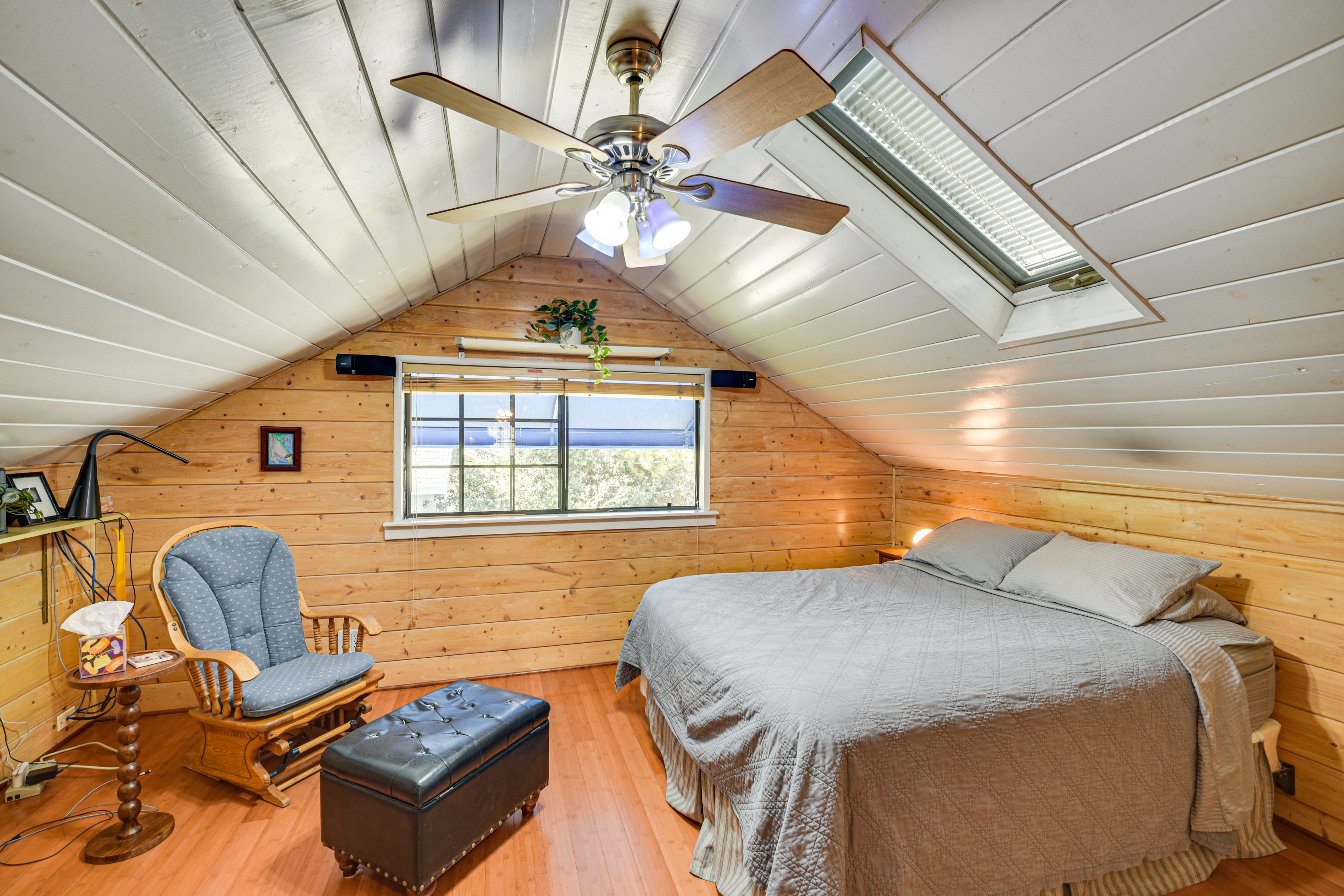 Bedroom 2 | Queen Bed | 2nd Floor