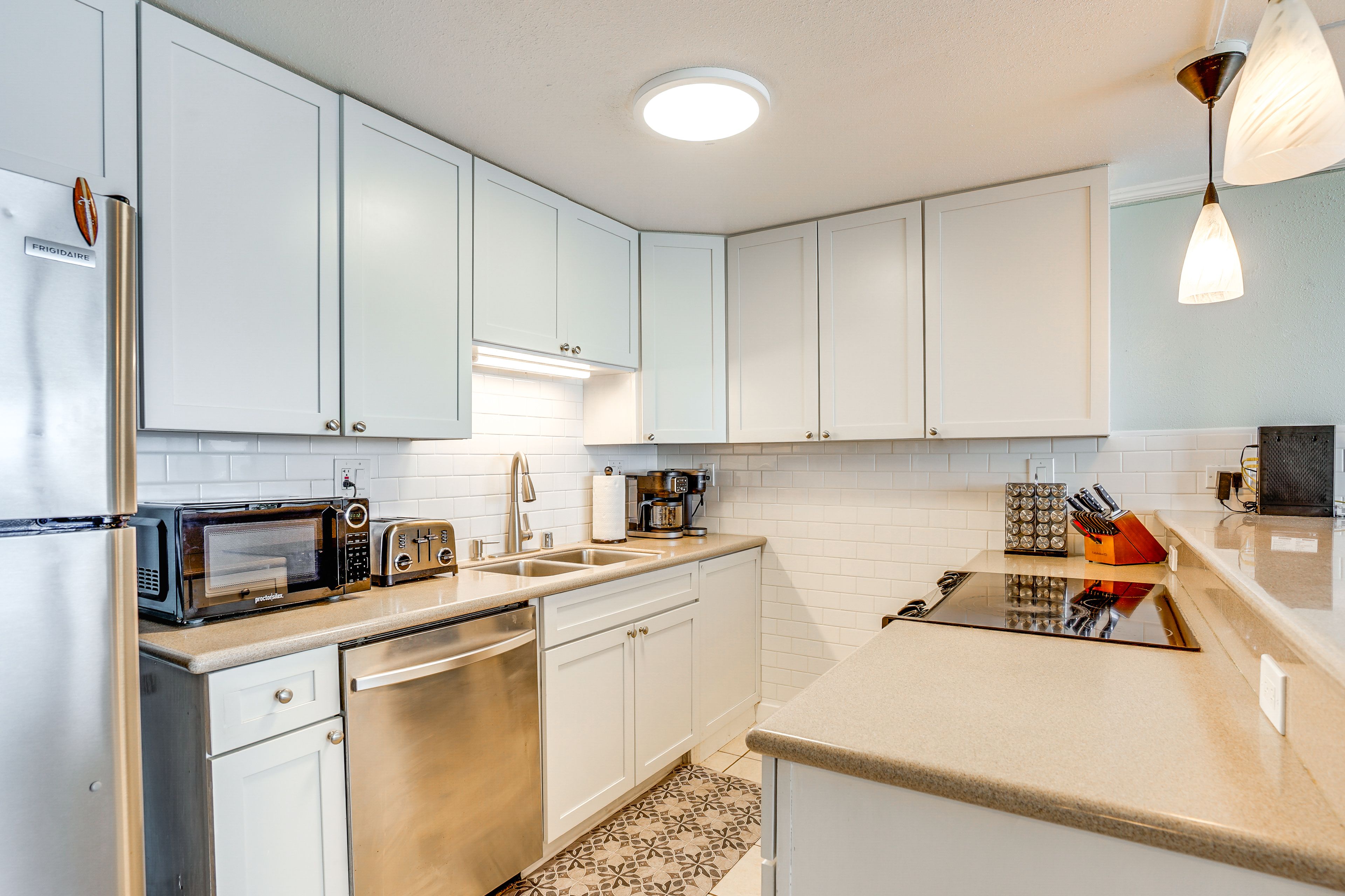 Kitchen | 1st Floor | Keurig K-Duo | Slow Cooker