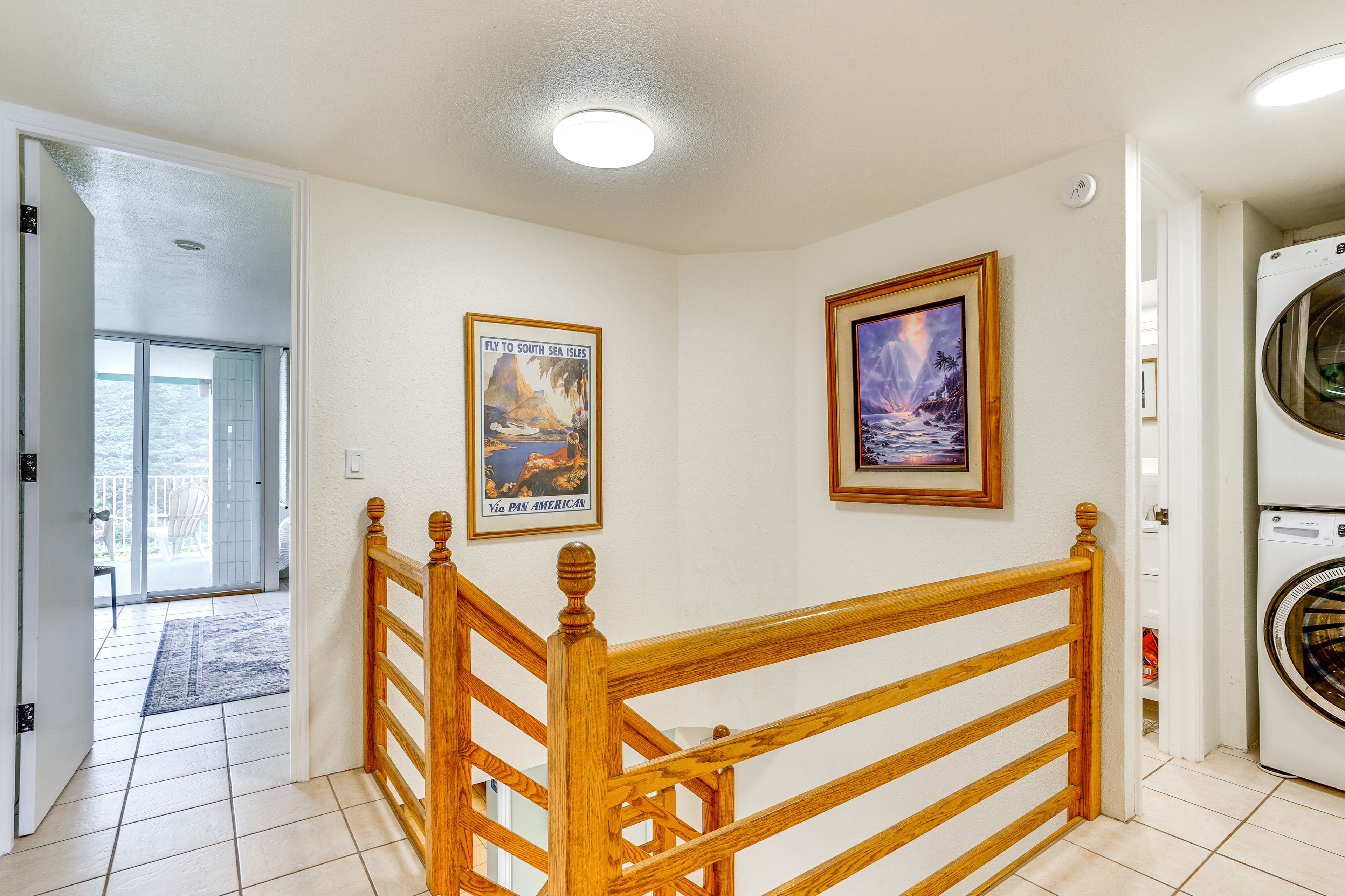 2nd-Floor Landing | Washer & Dryer