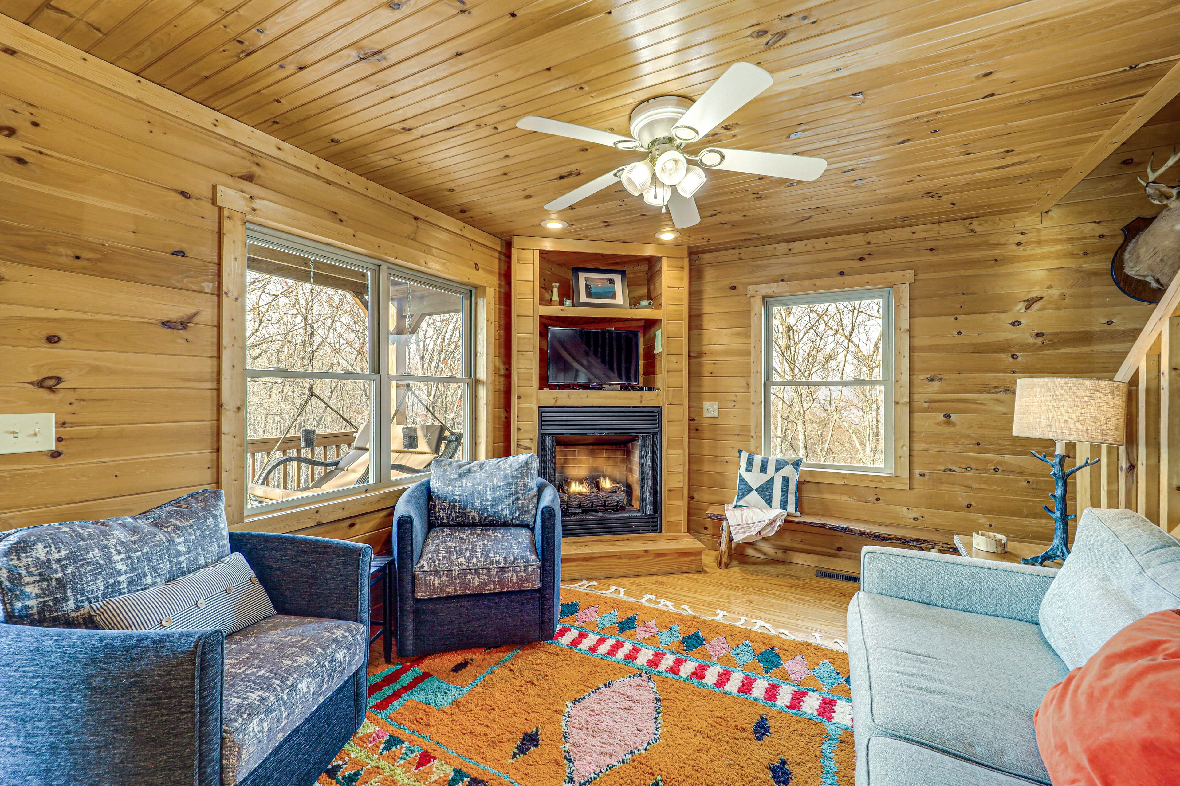 Living Room | Main Level