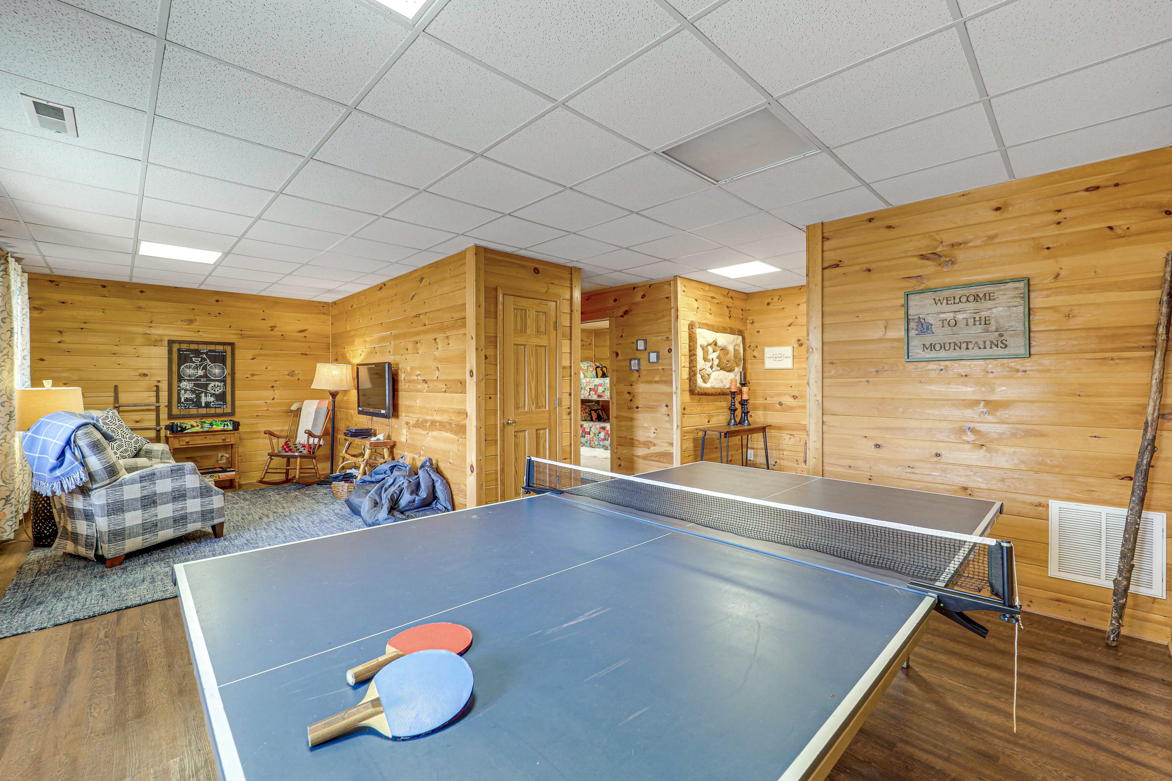 Downstairs Lounge | Board Games & Books