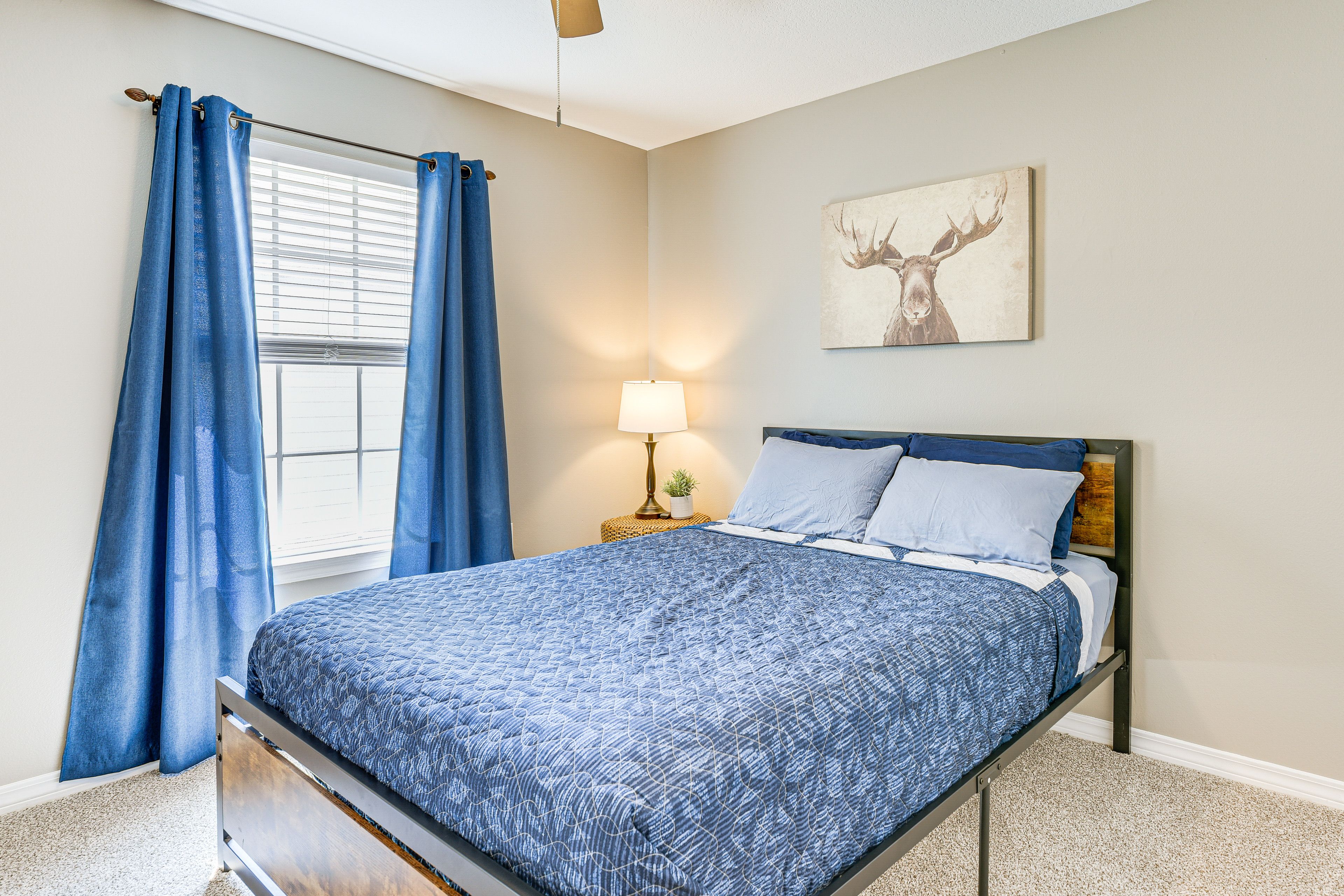 Bedroom 3 | Queen Bed