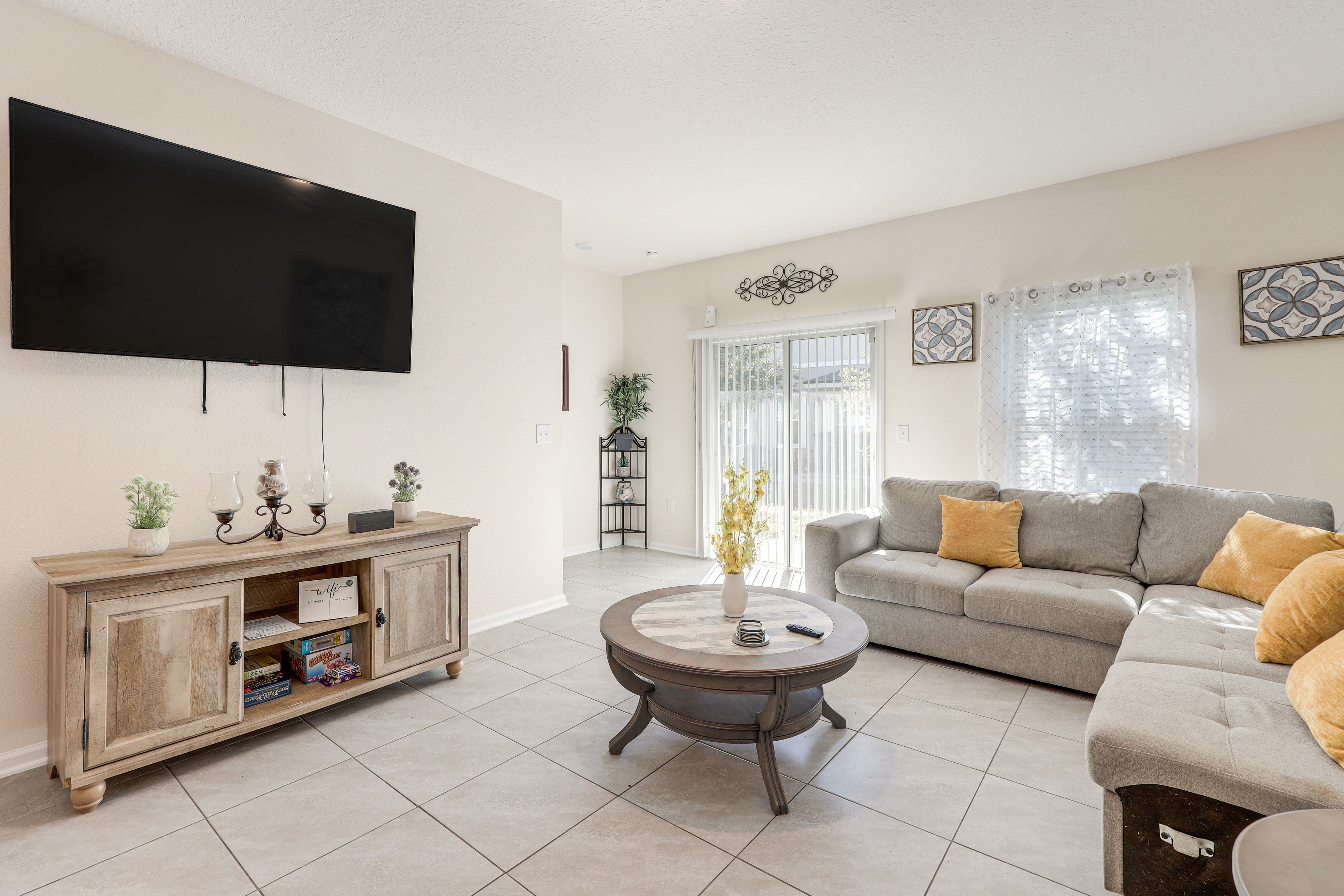 Living Room | 1st Floor