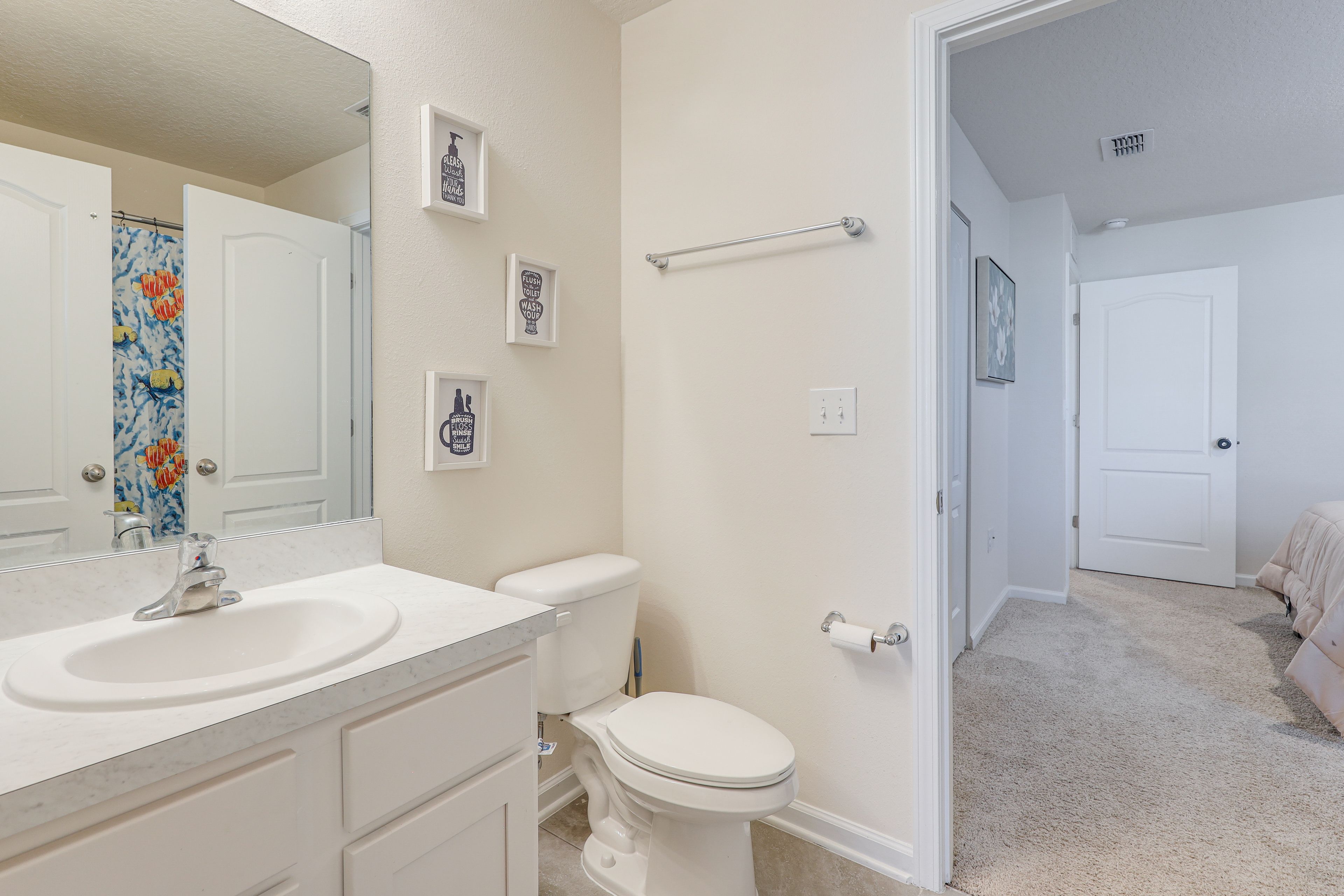 Full Bathroom | 2nd Floor