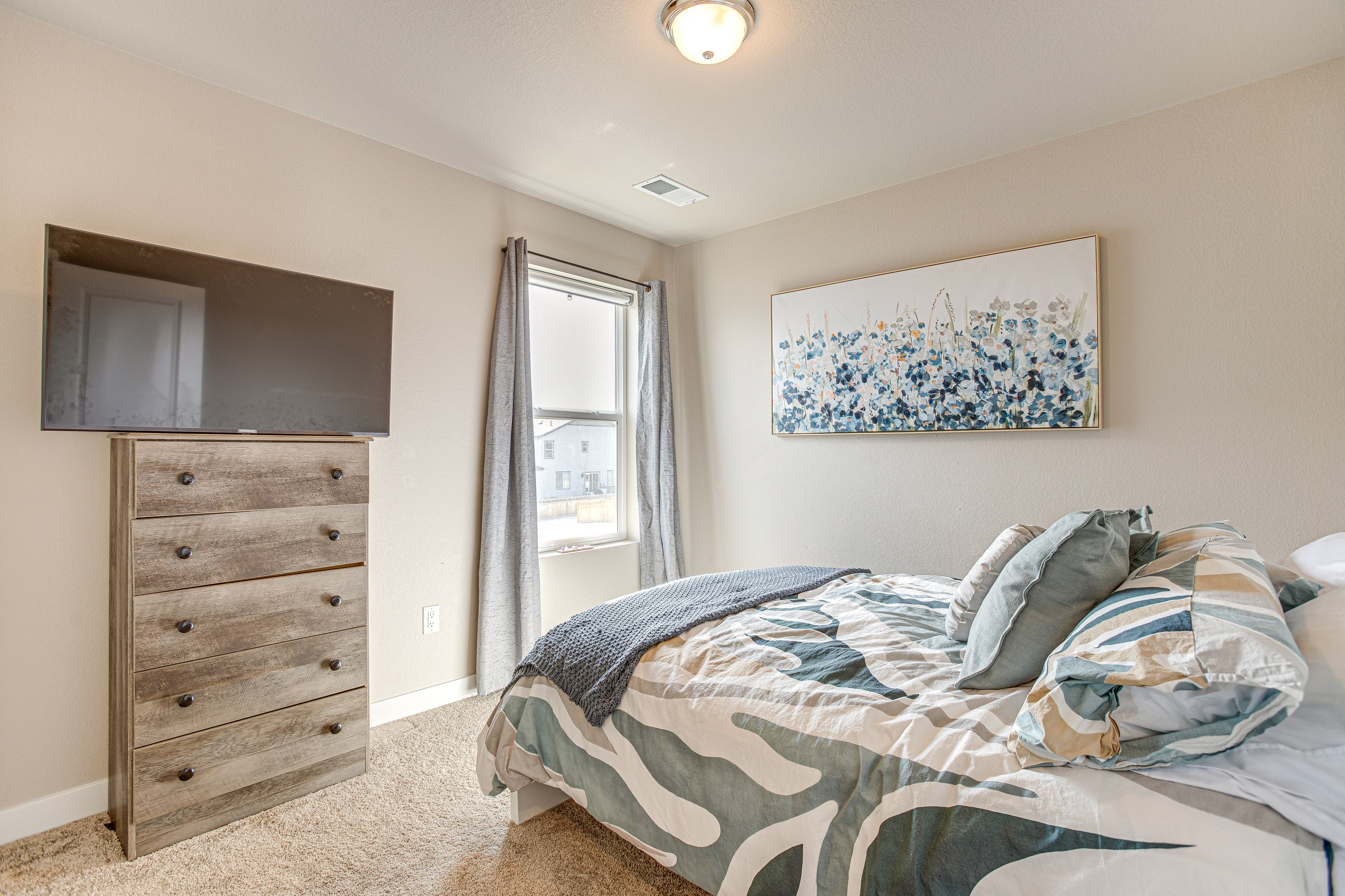 Bedroom 3 | Full Bed | 2nd Floor
