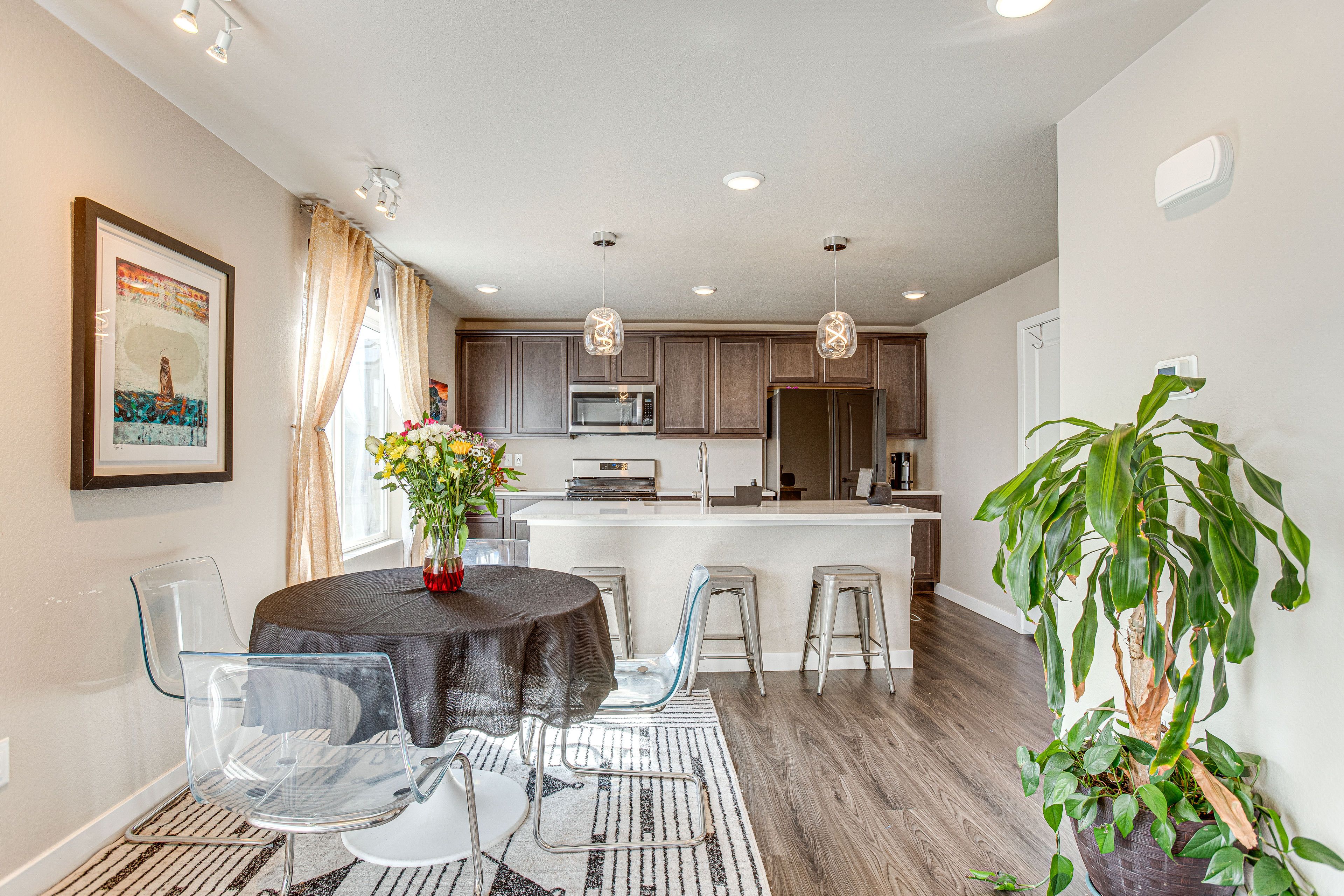 Dining & Kitchen Area | Open Floor Plan