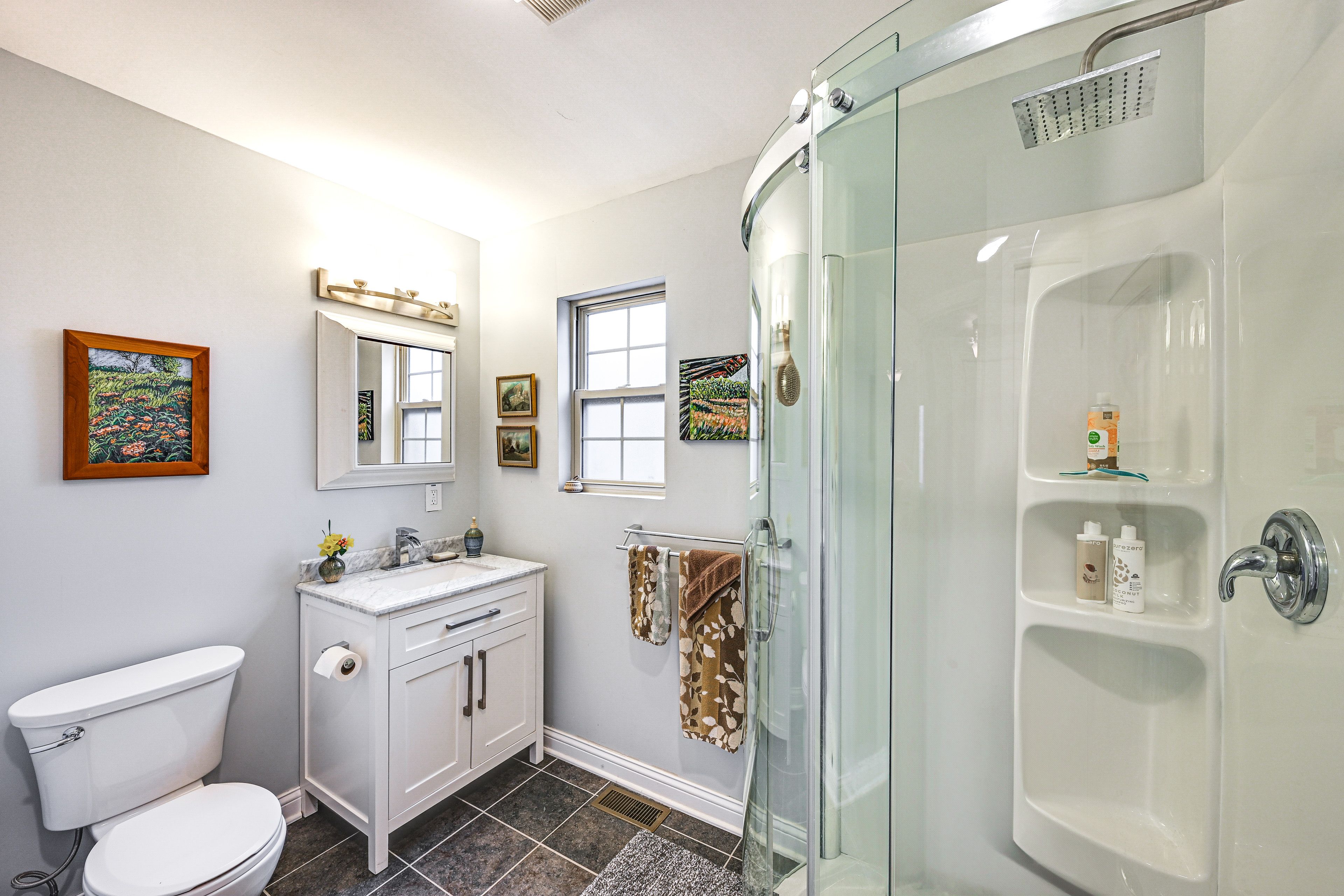 Full Bathroom