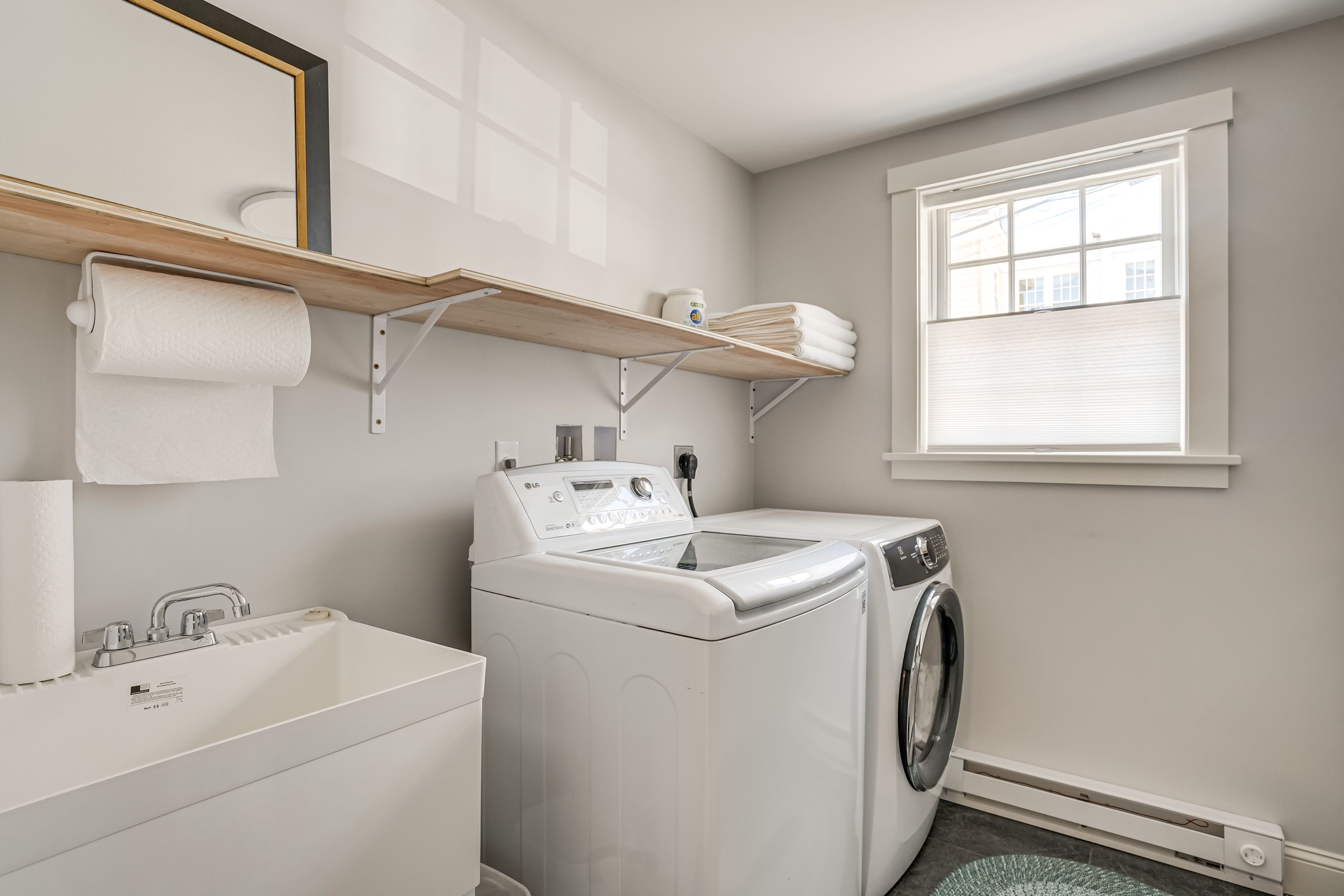 In-Unit Laundry | Lower Level
