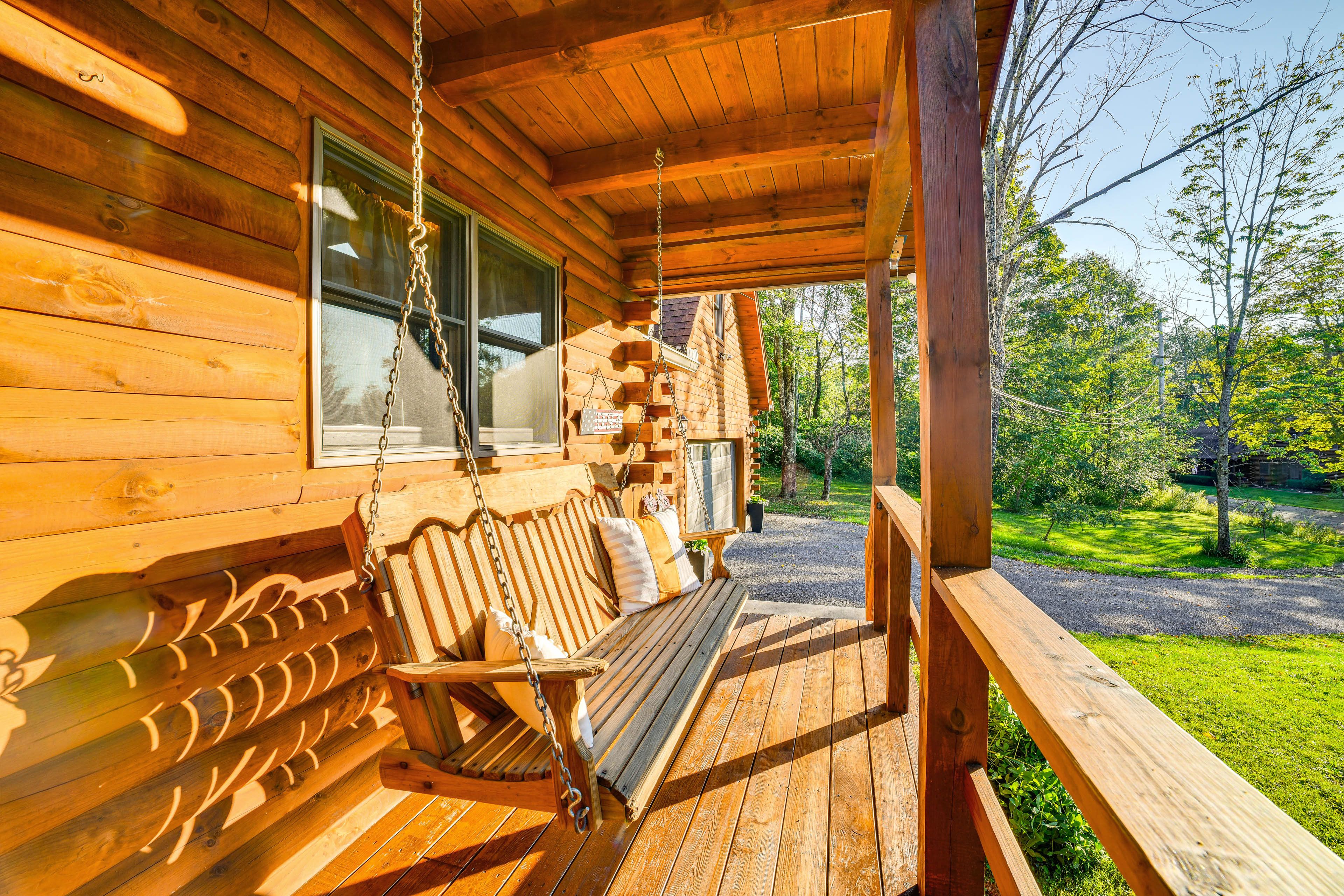 Front Porch w/ Swing