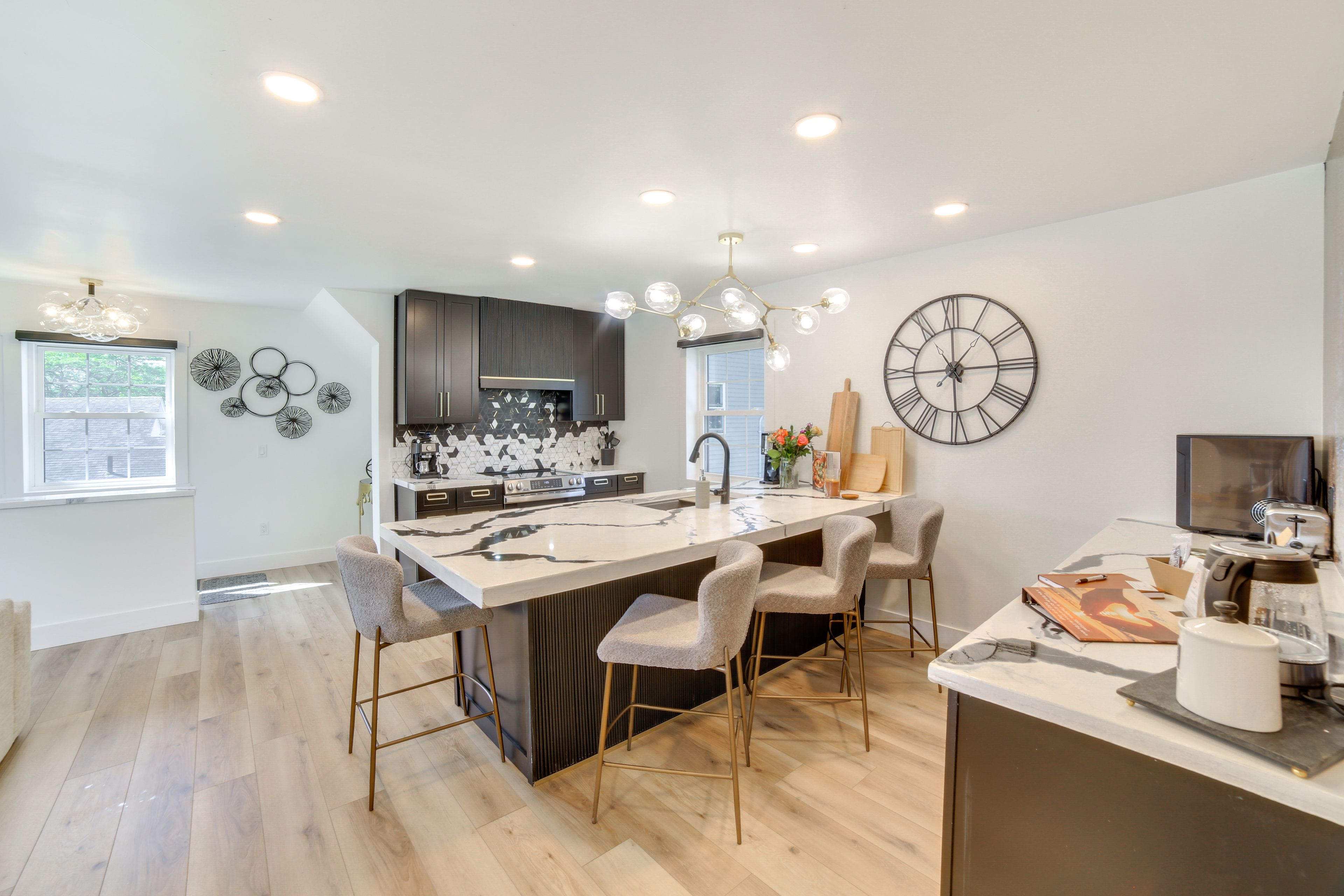 Kitchen | Cooking Basics | Wine Fridge | 2nd Floor