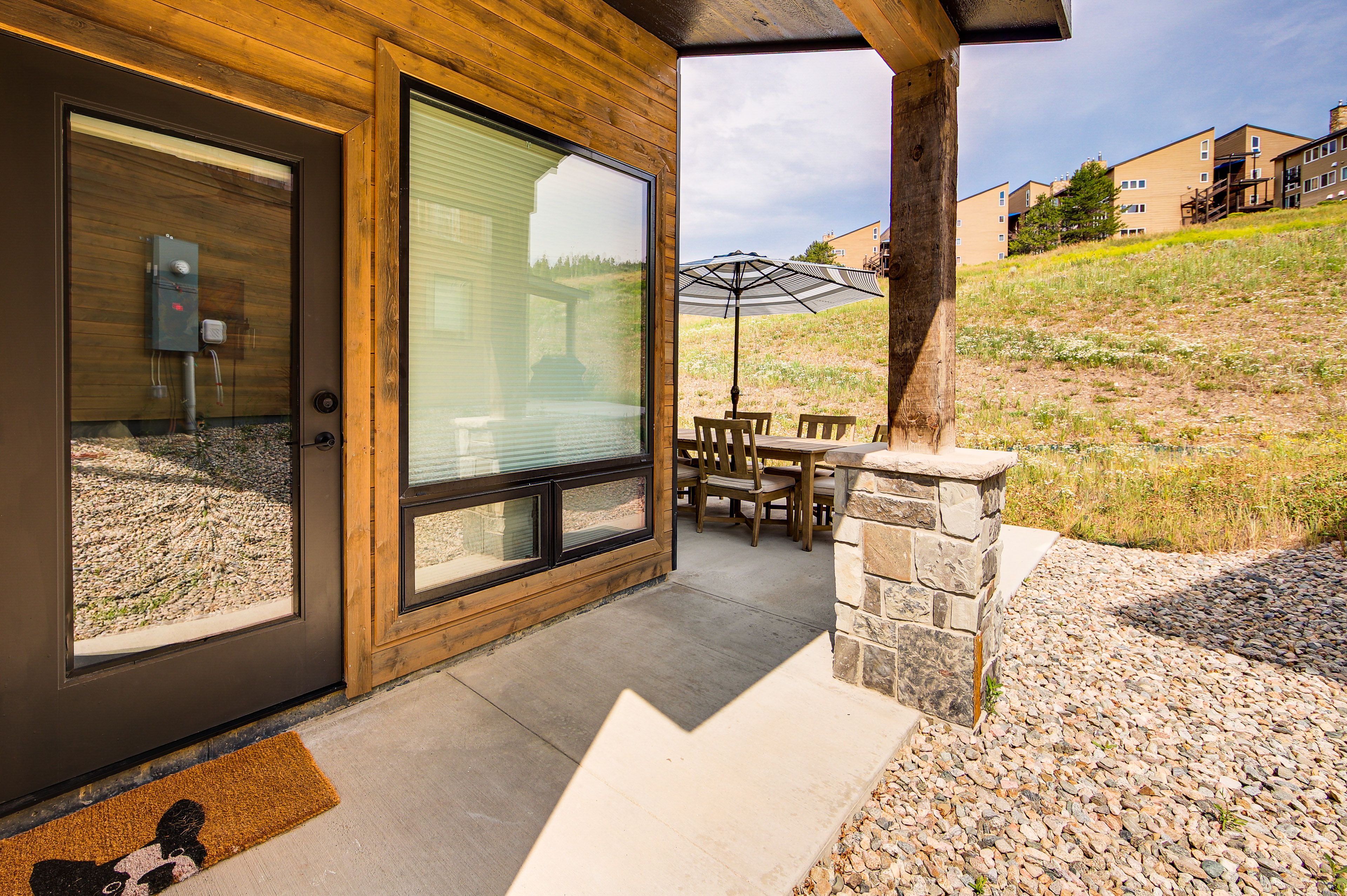 Patio | Outdoor Dining Area | Gas Grill