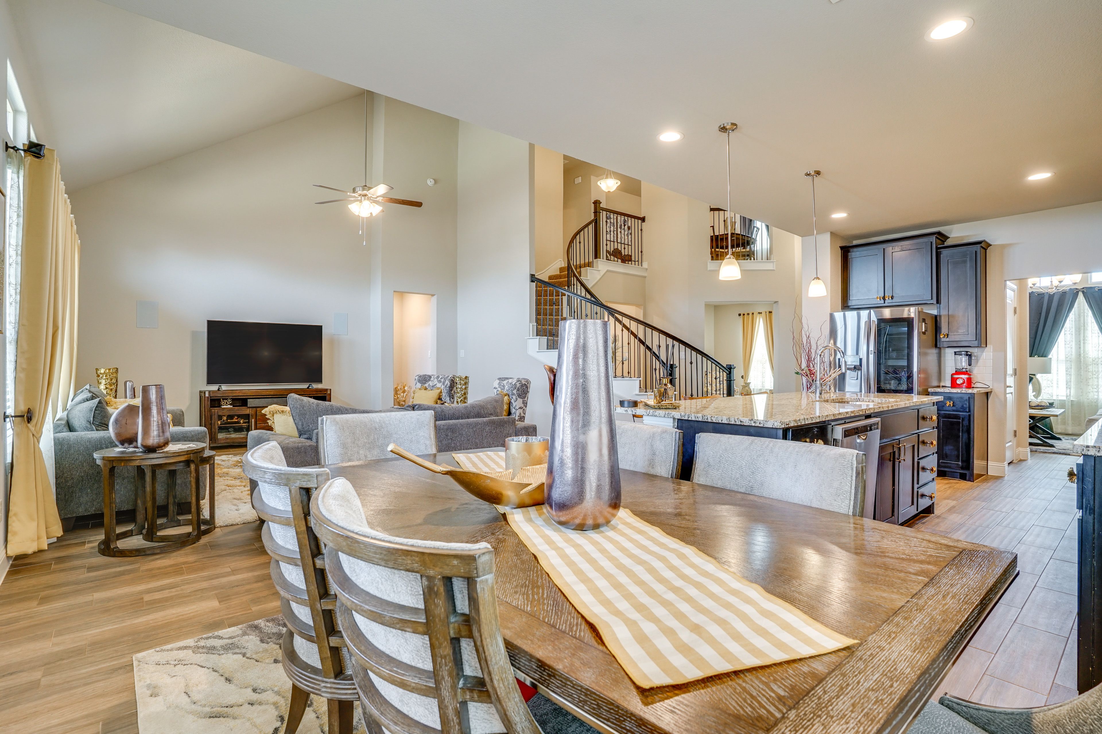 Dining Table | Dishware & Flatware | 1st Floor