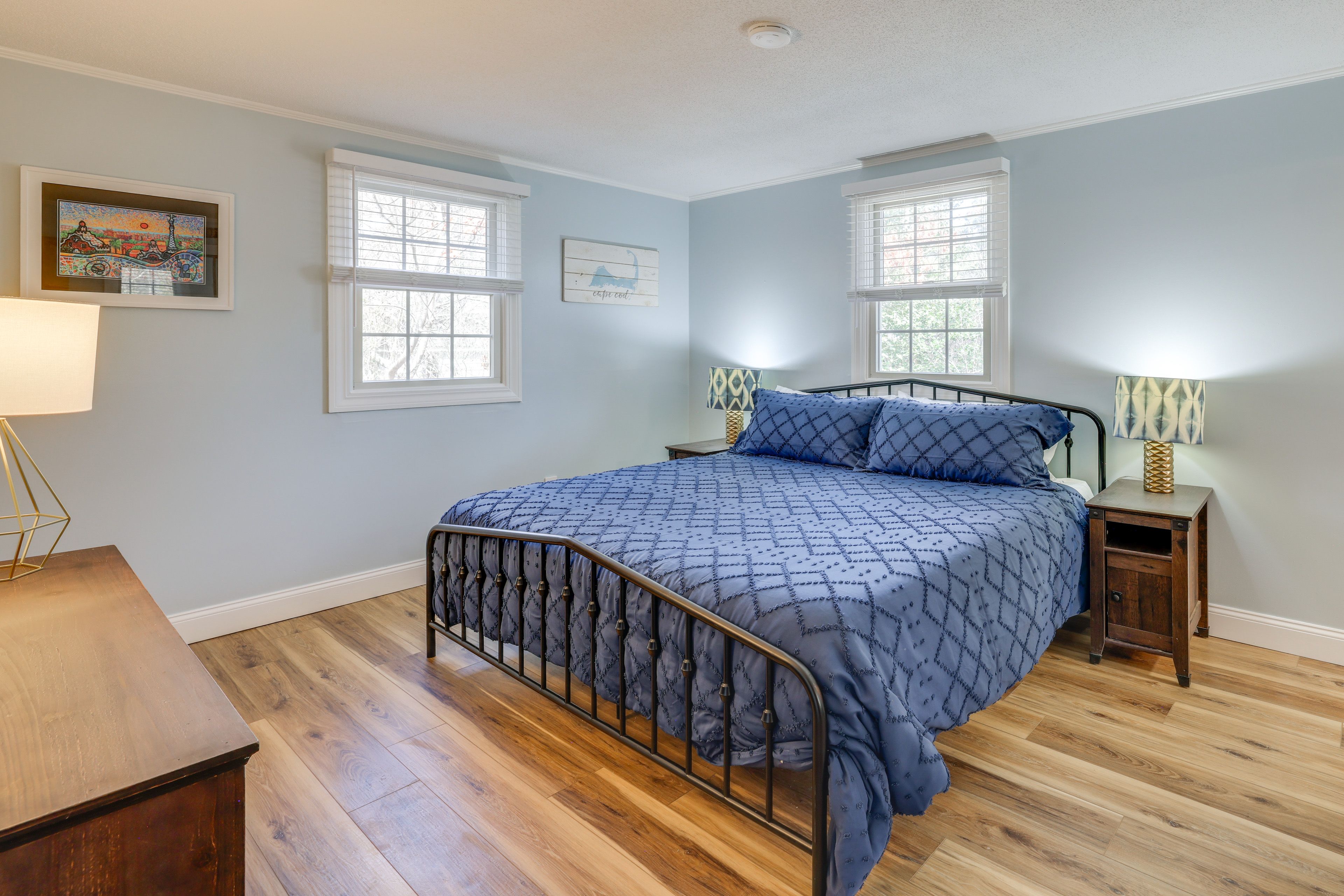 Bedroom 1 | King Bed