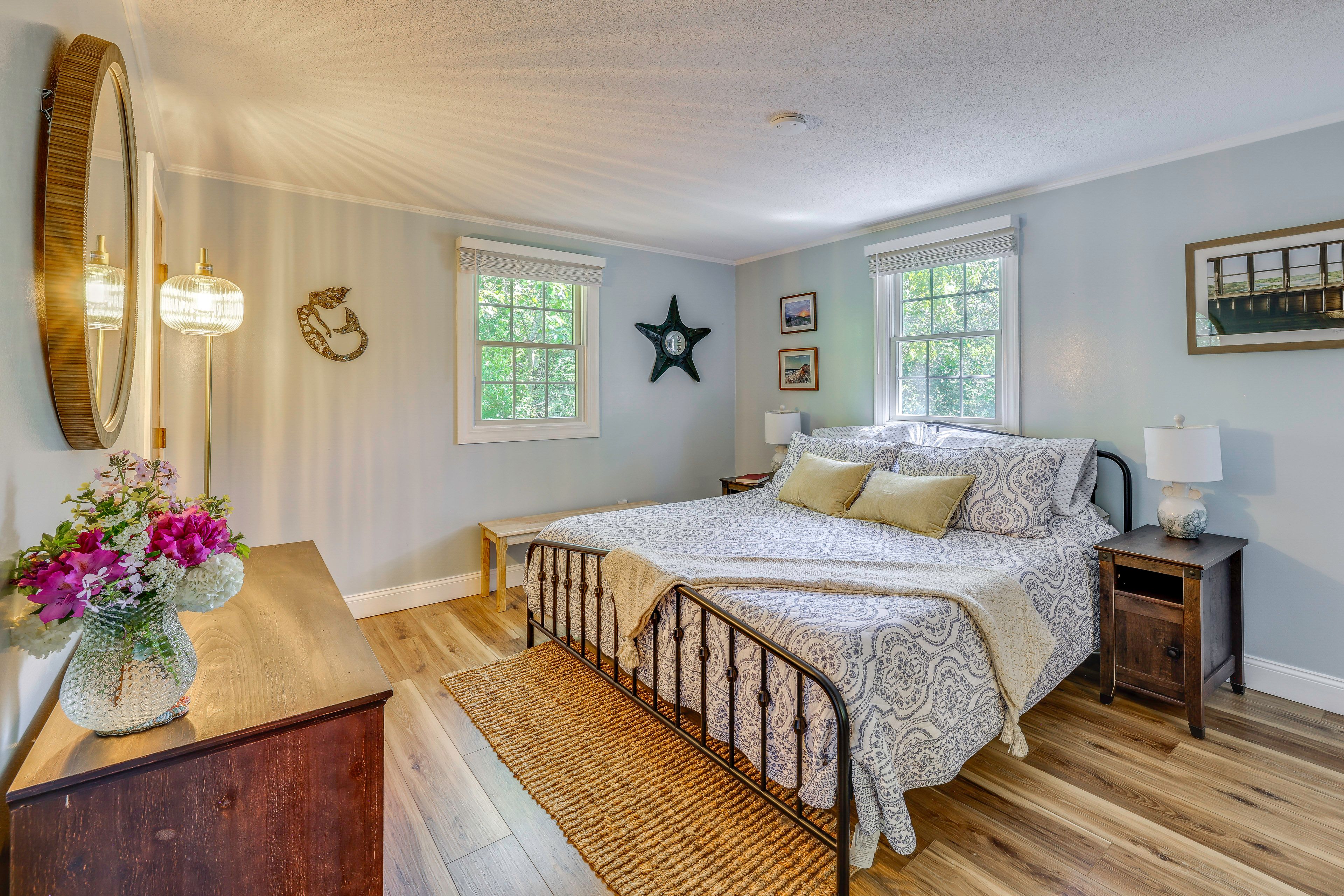 Bedroom 1 | King Bed