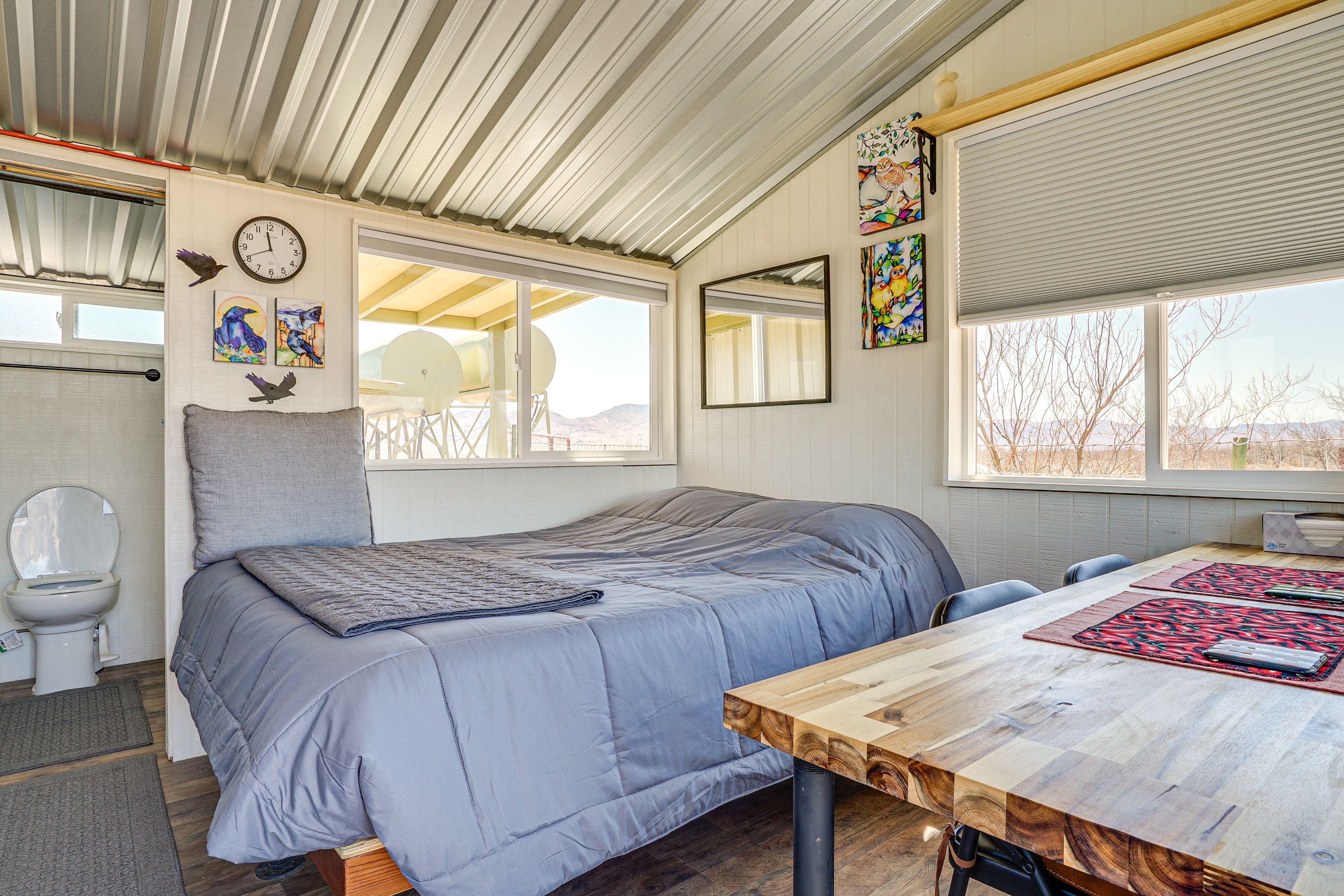 Bedroom 2 | Queen Bed