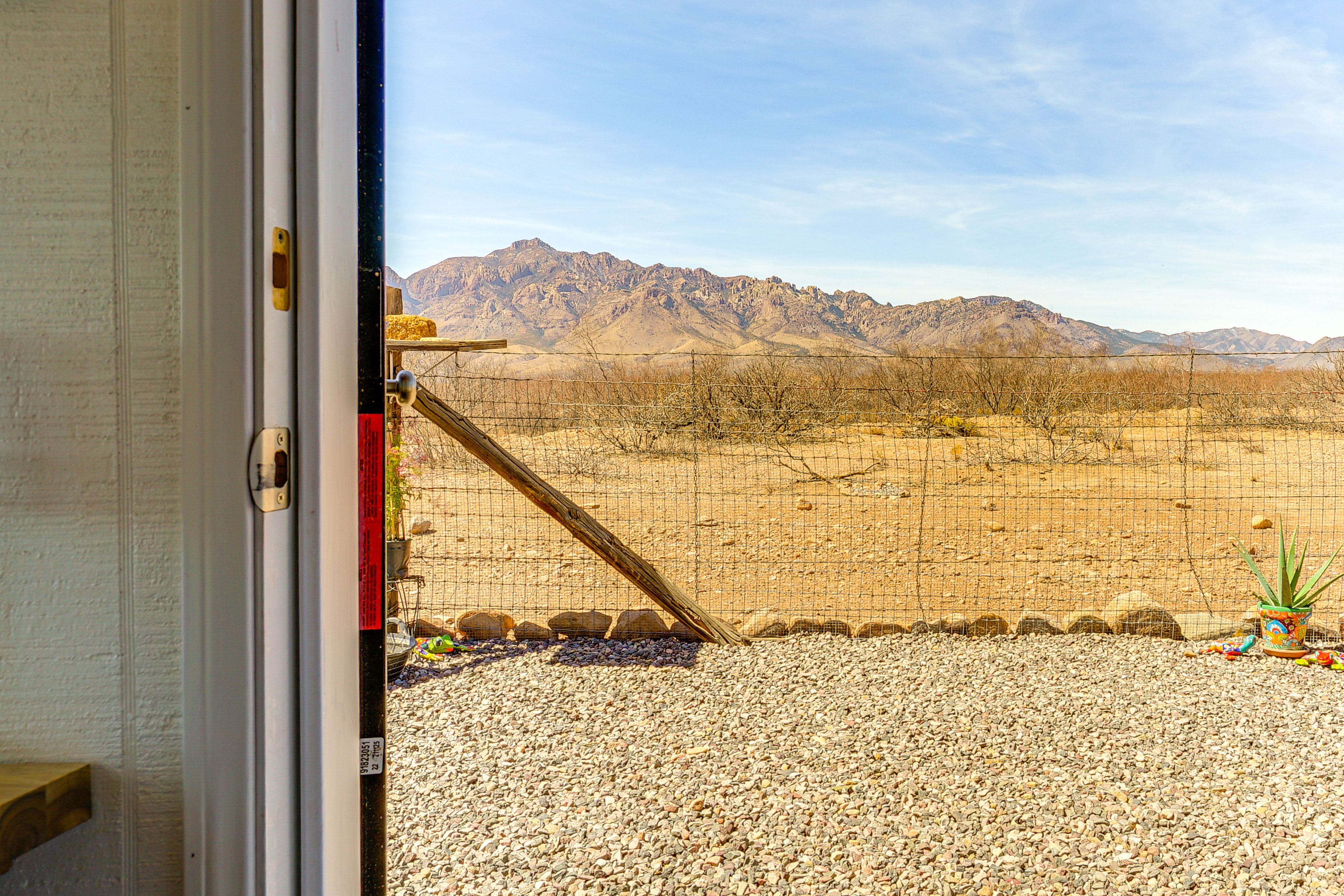 Exterior | Desert & Mountain Views