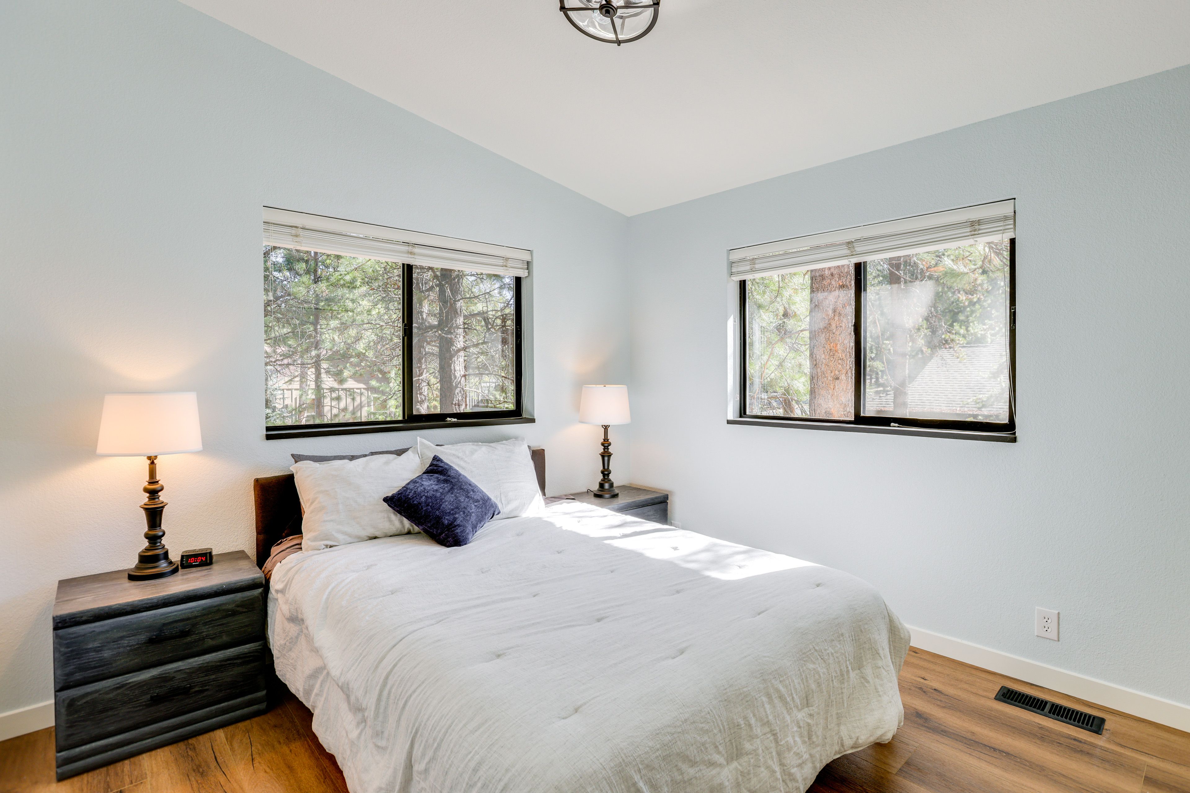 Bedroom 3 | Queen Bed | 2nd Floor