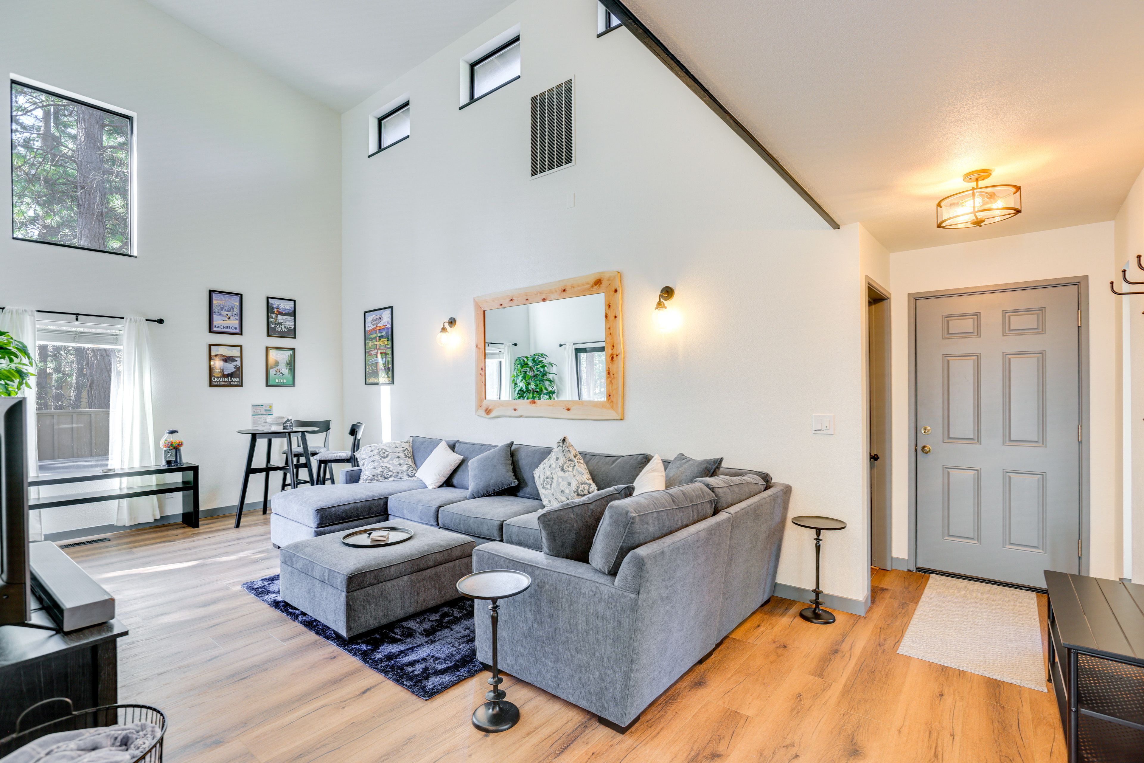 Living Room | Smart TV | Board Games | Free WiFi | 1st Floor