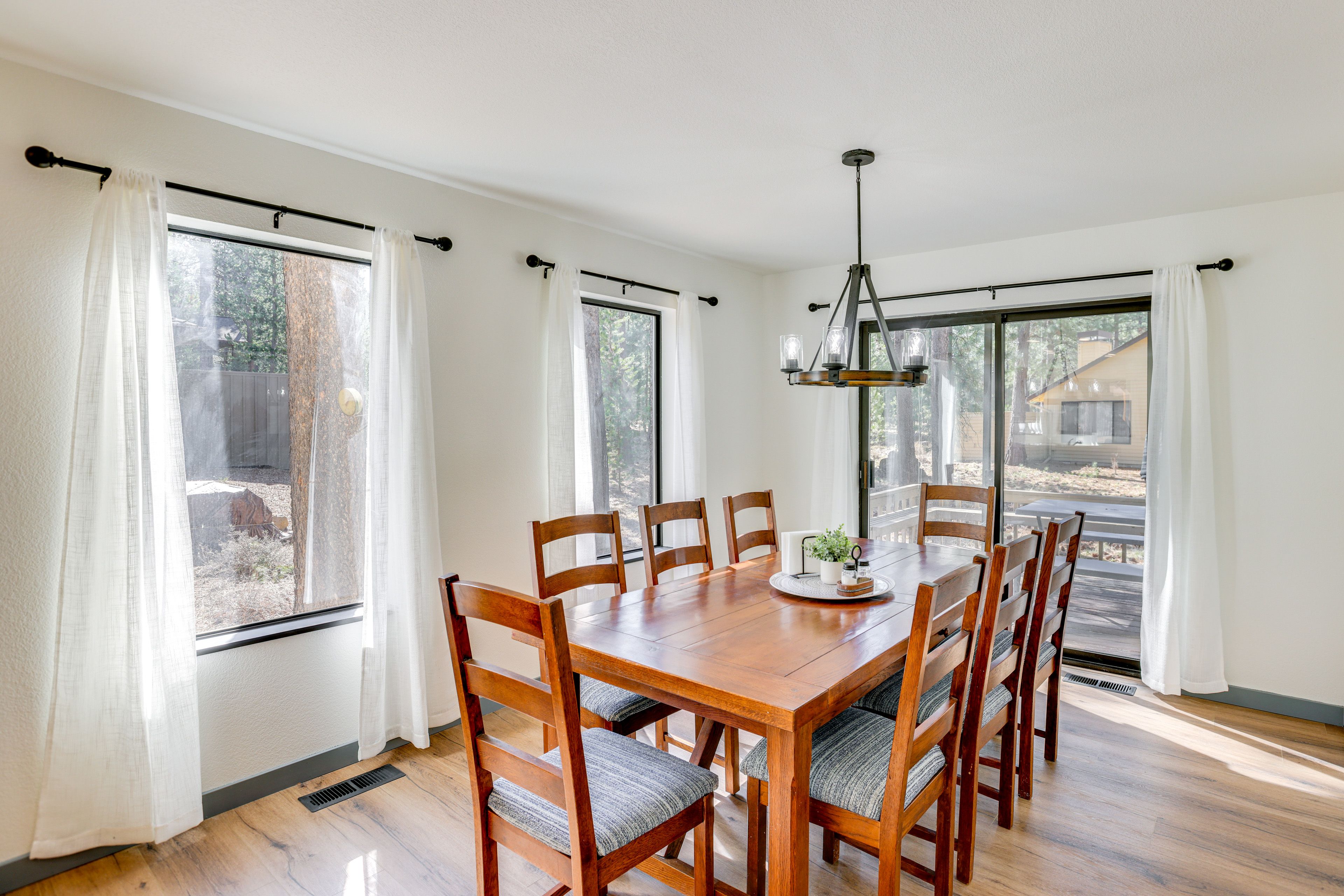 Dining Room | Dishware/Flatware Provided | 1st Floor