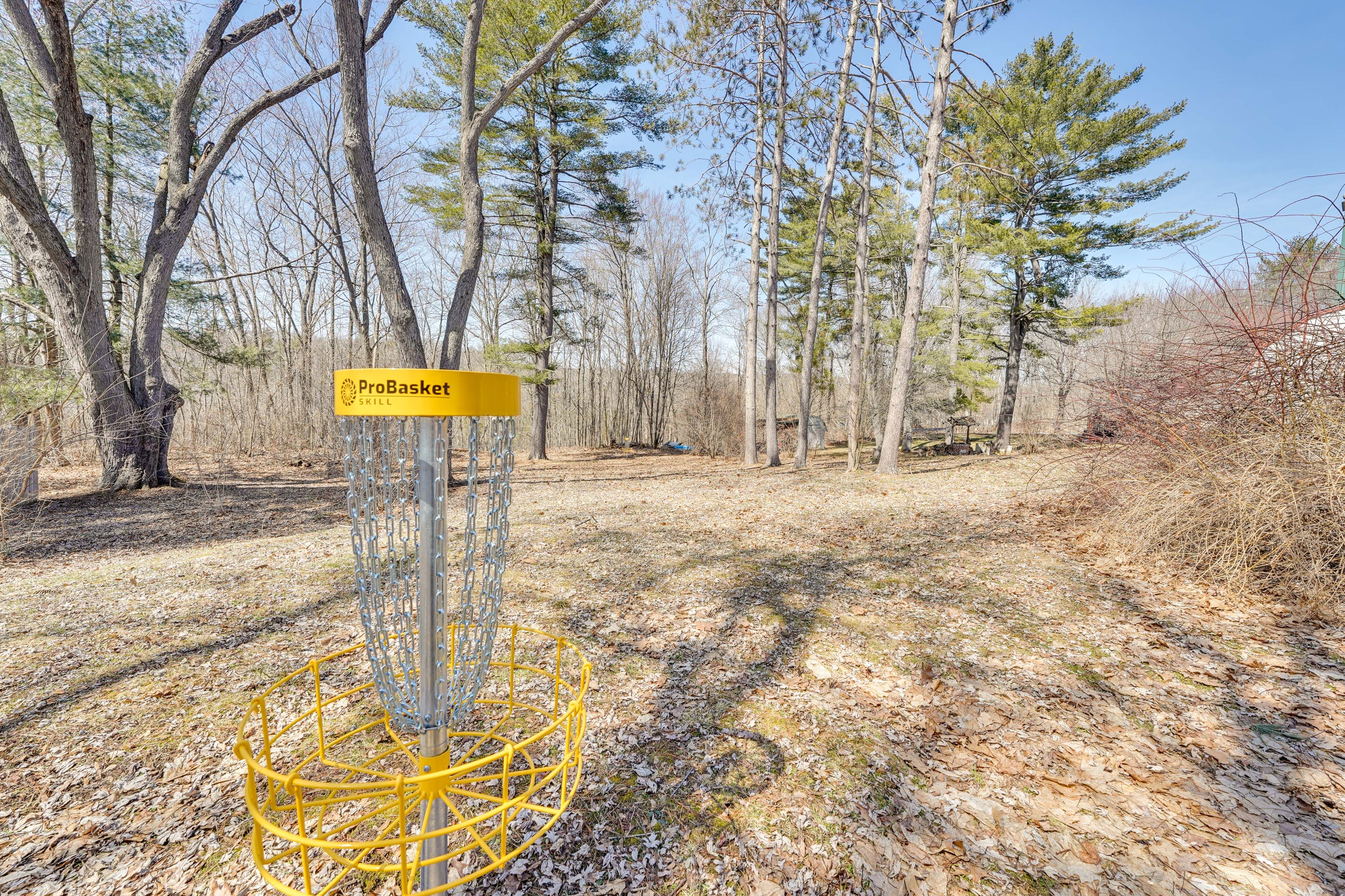 Private Yard | 3 Disc Golf Baskets