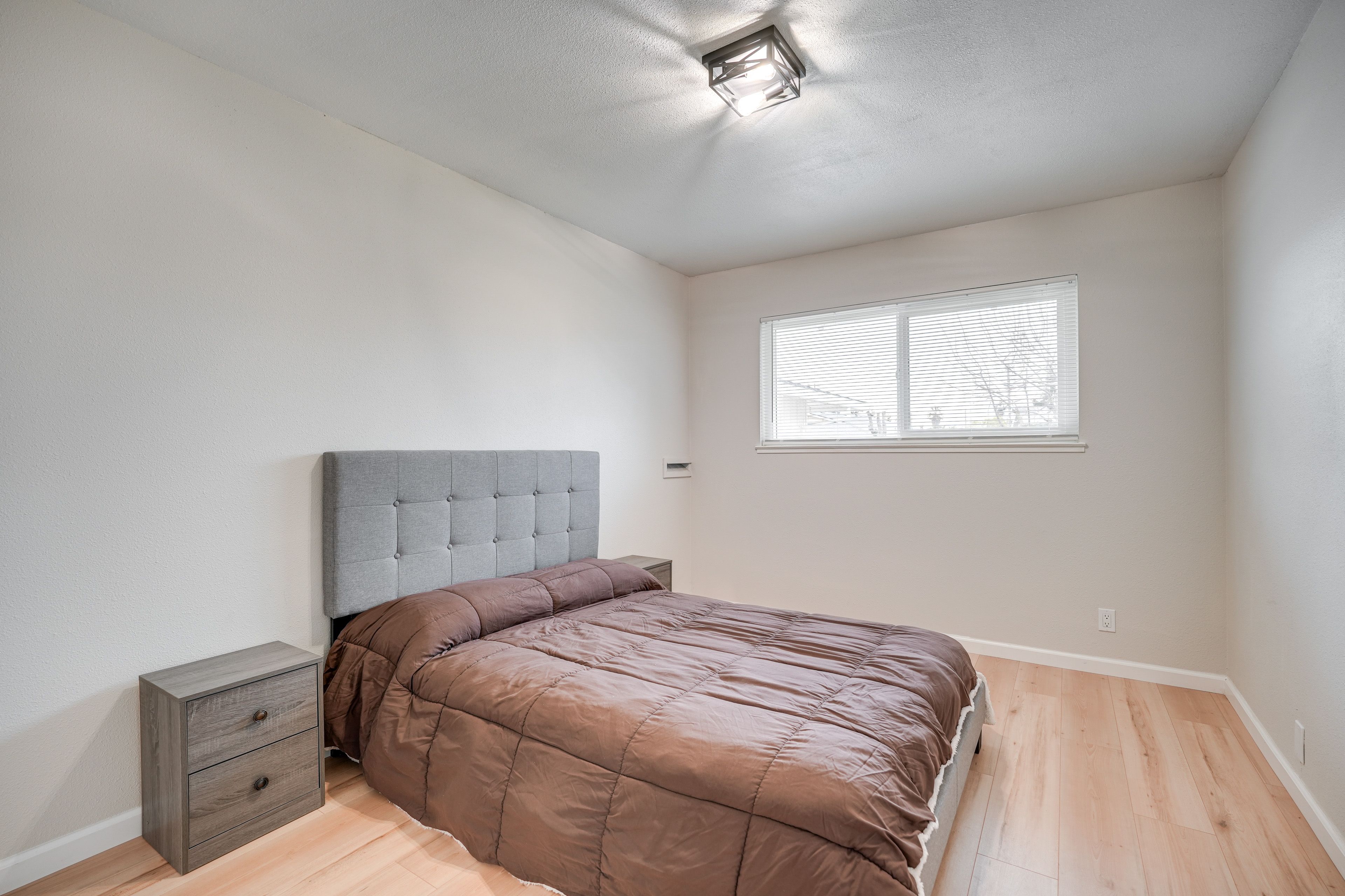 Bedroom 1 | Full Bed